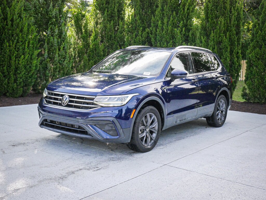 Used 2022 Volkswagen Tiguan SE SUV