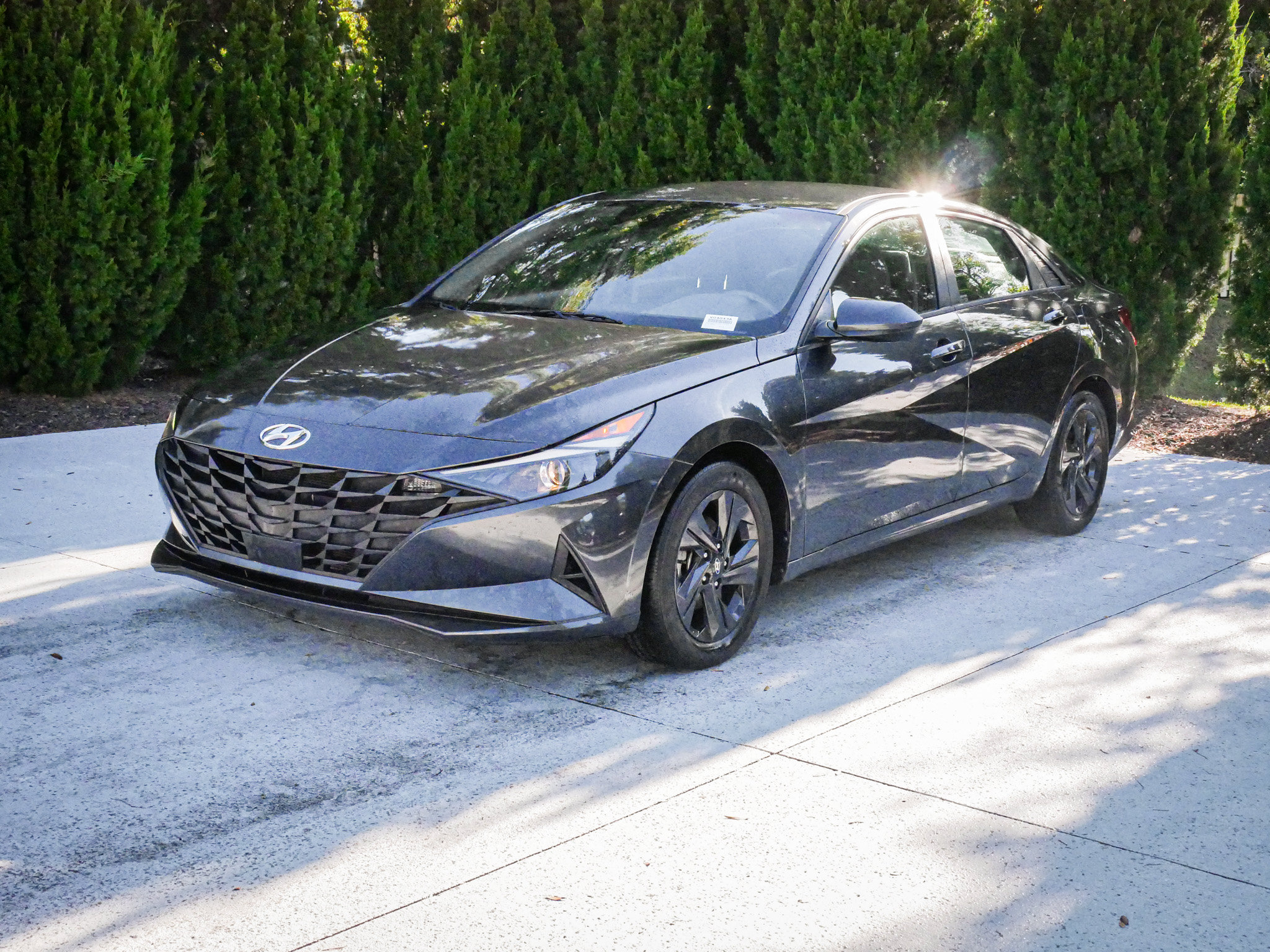 Used 2022 Hyundai Elantra SEL Sedan