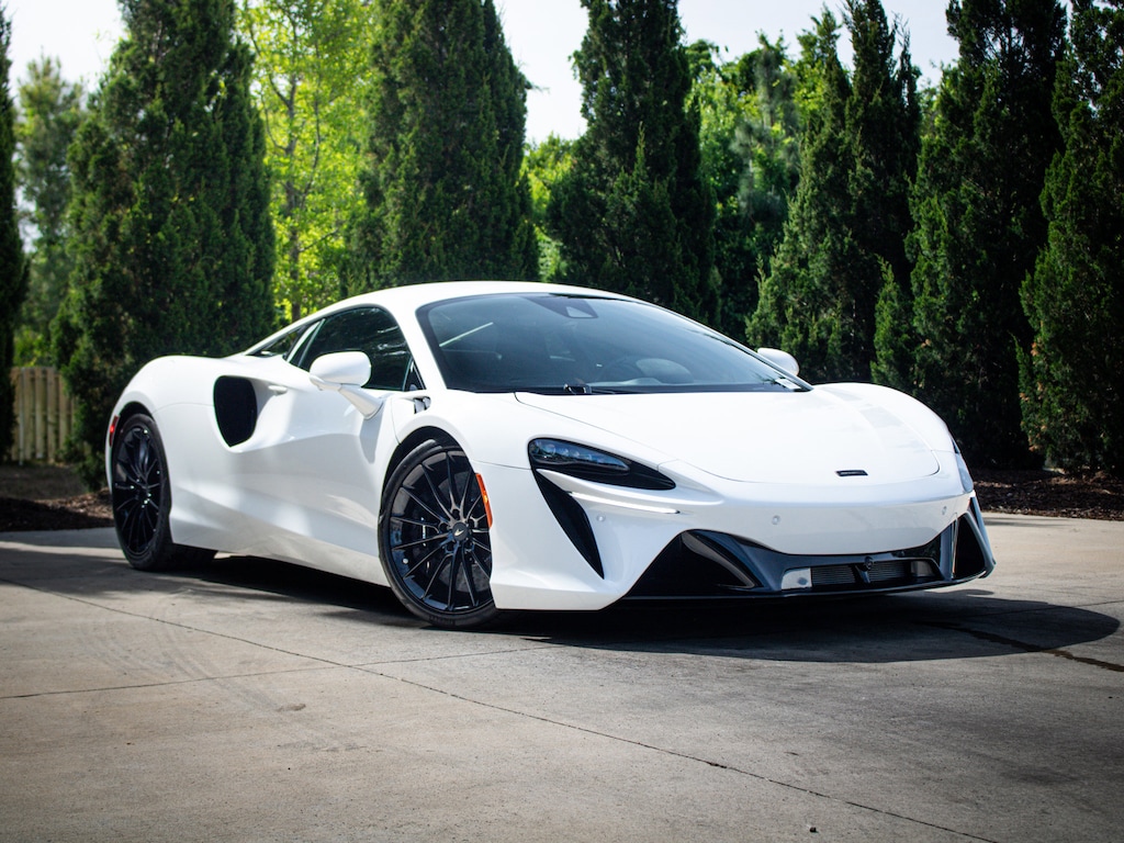 Used 2025 Mclaren Artura Coupe