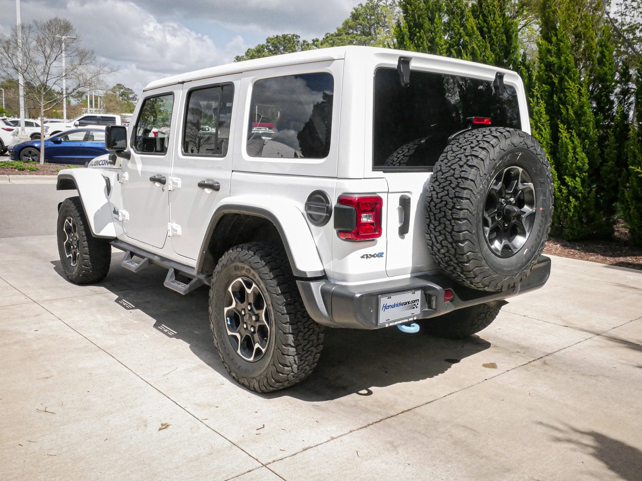 2022 Jeep Wrangler 4xe Unlimited Rubicon photo 6