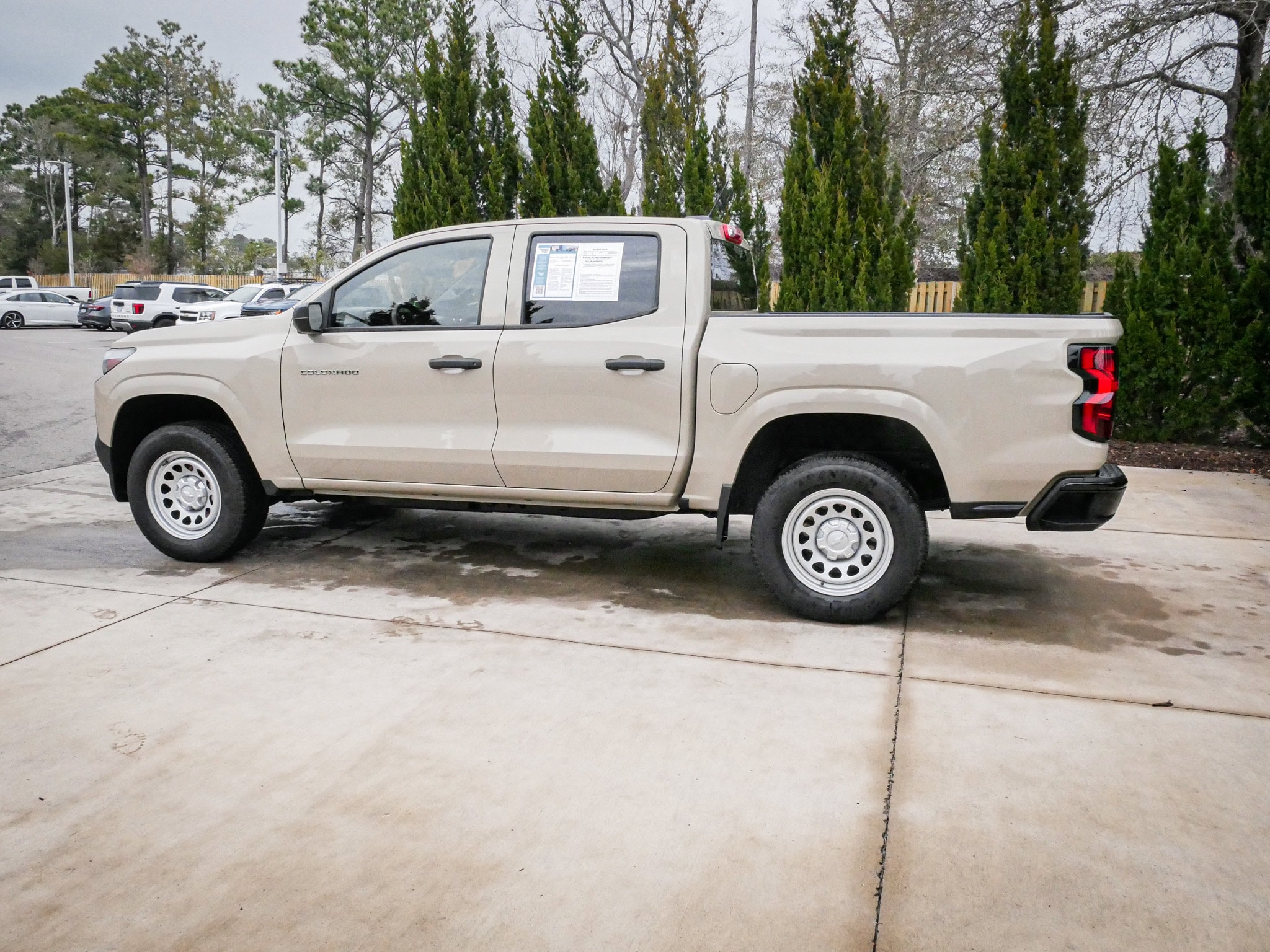 2024 Chevrolet Colorado 2WD Work Truck photo 5