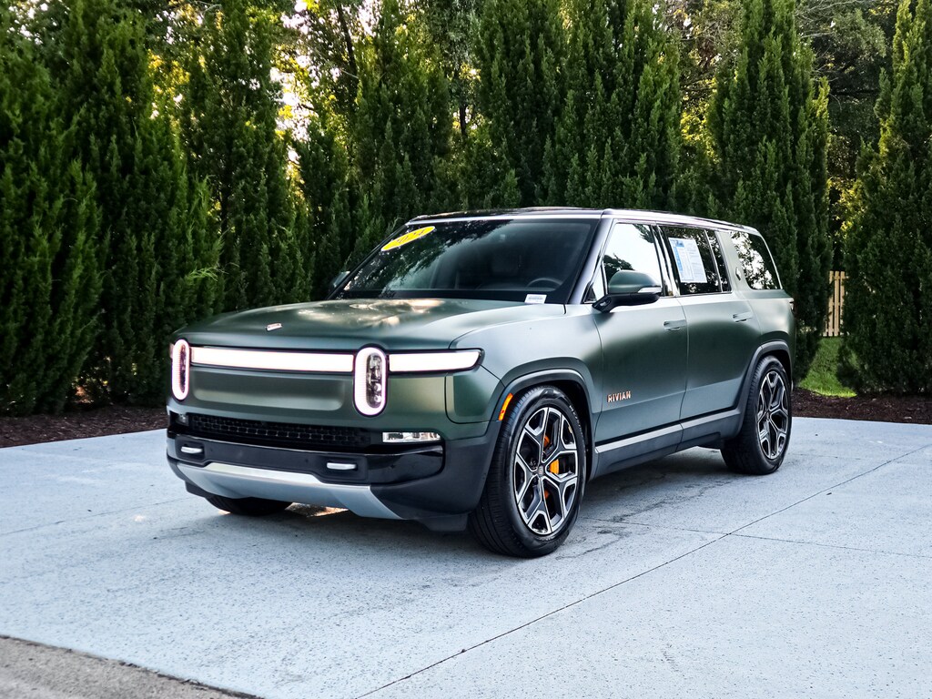 Used 2024 Rivian R1S Adventure SUV