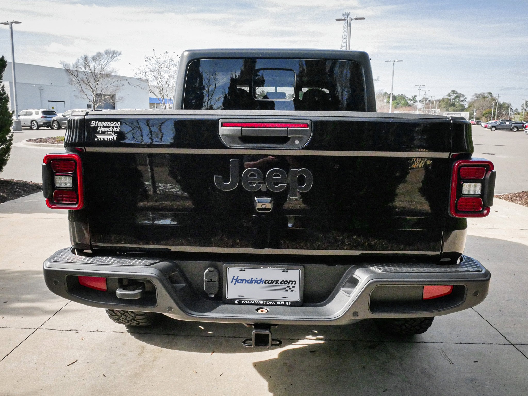 2020 Jeep Gladiator Sport S photo 3