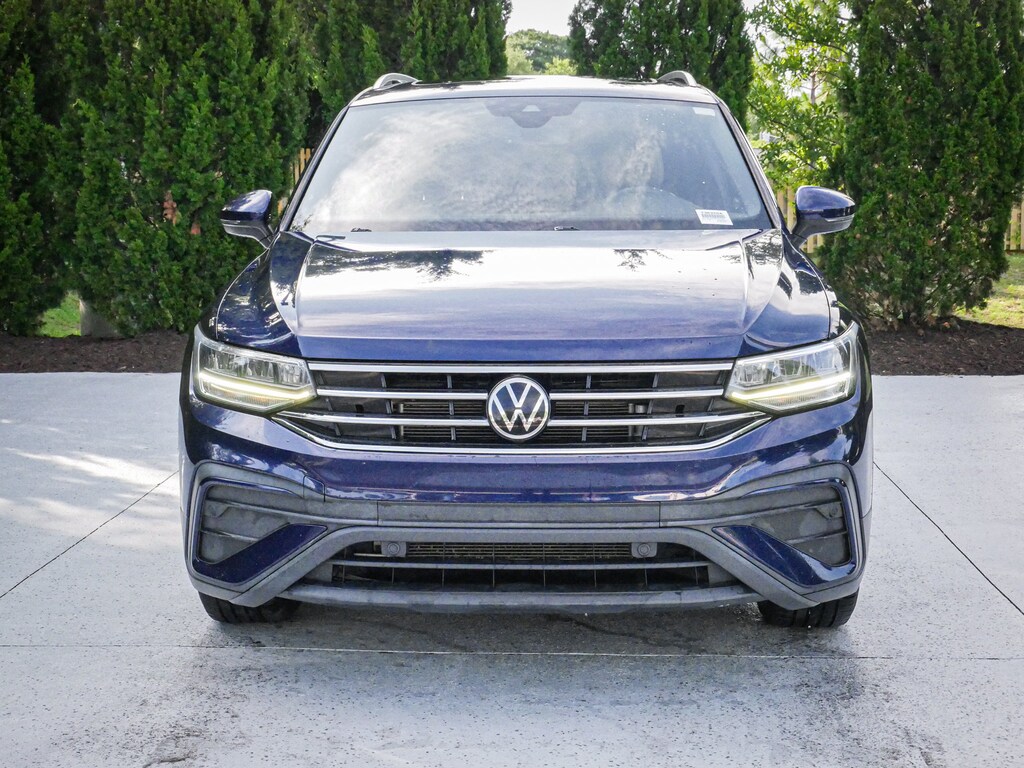 Used 2022 Volkswagen Tiguan SE SUV