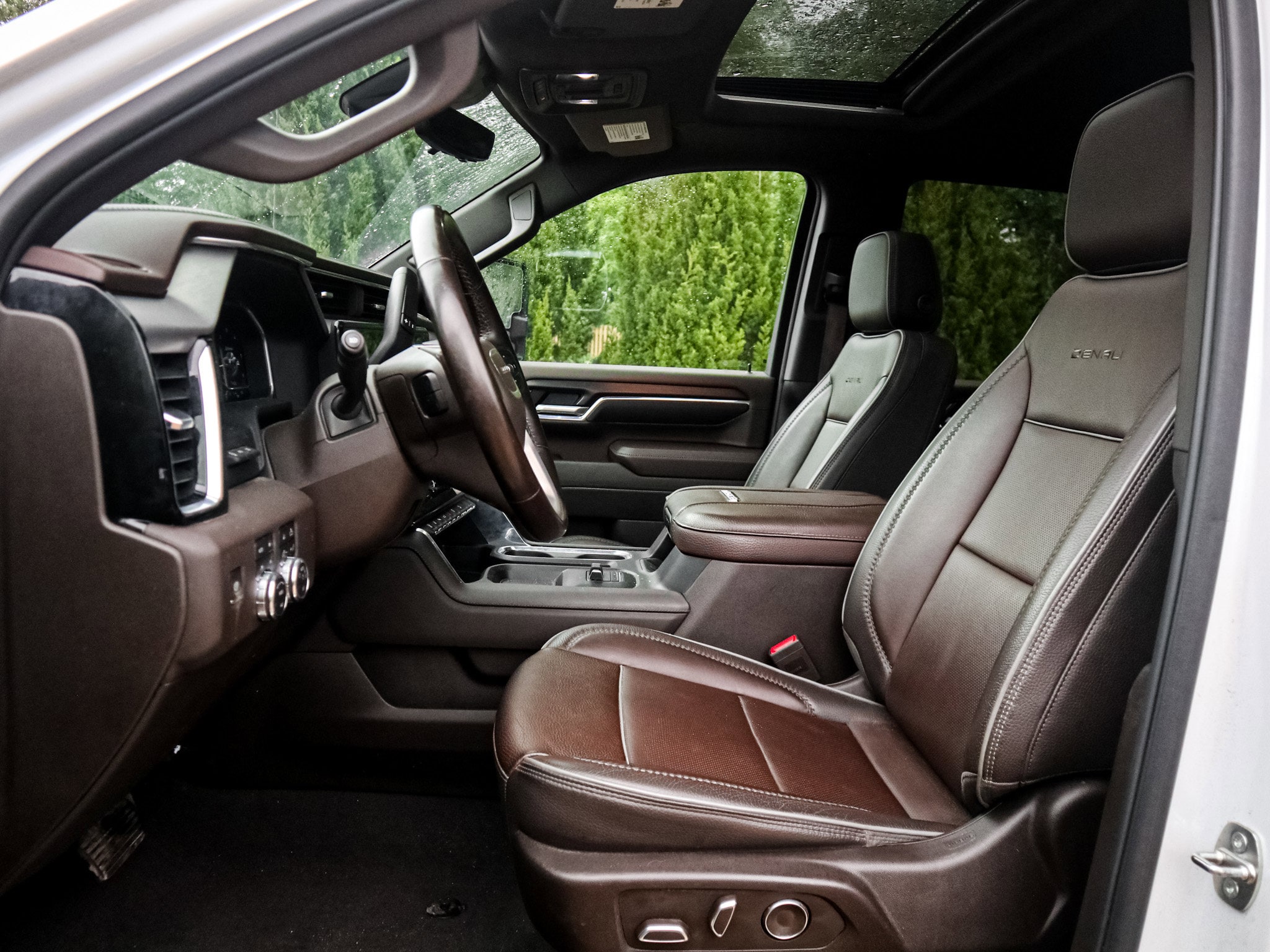 2024 GMC Sierra 2500HD Denali photo 6