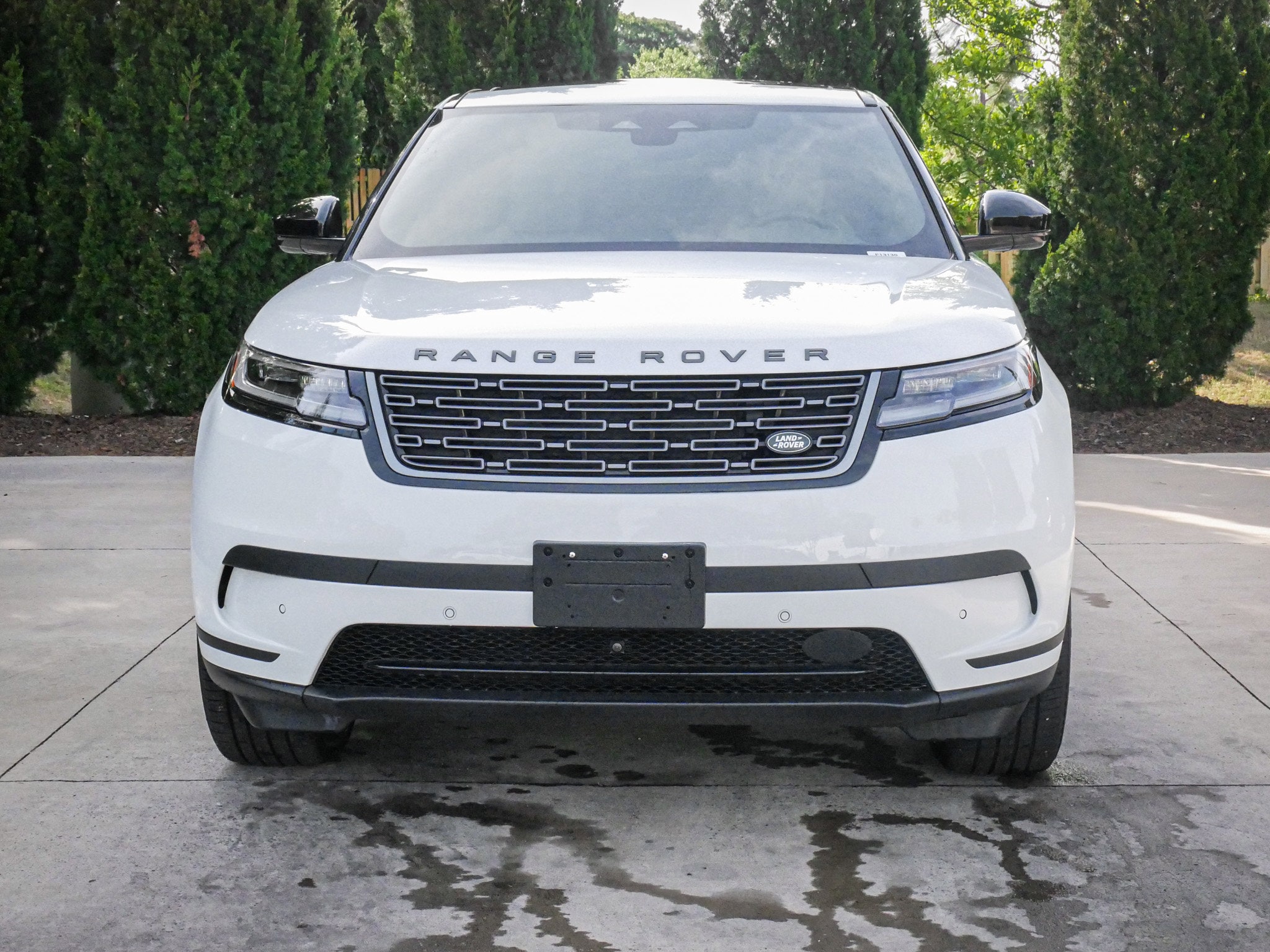 2026 Land Rover Range Rover Velar S photo 2