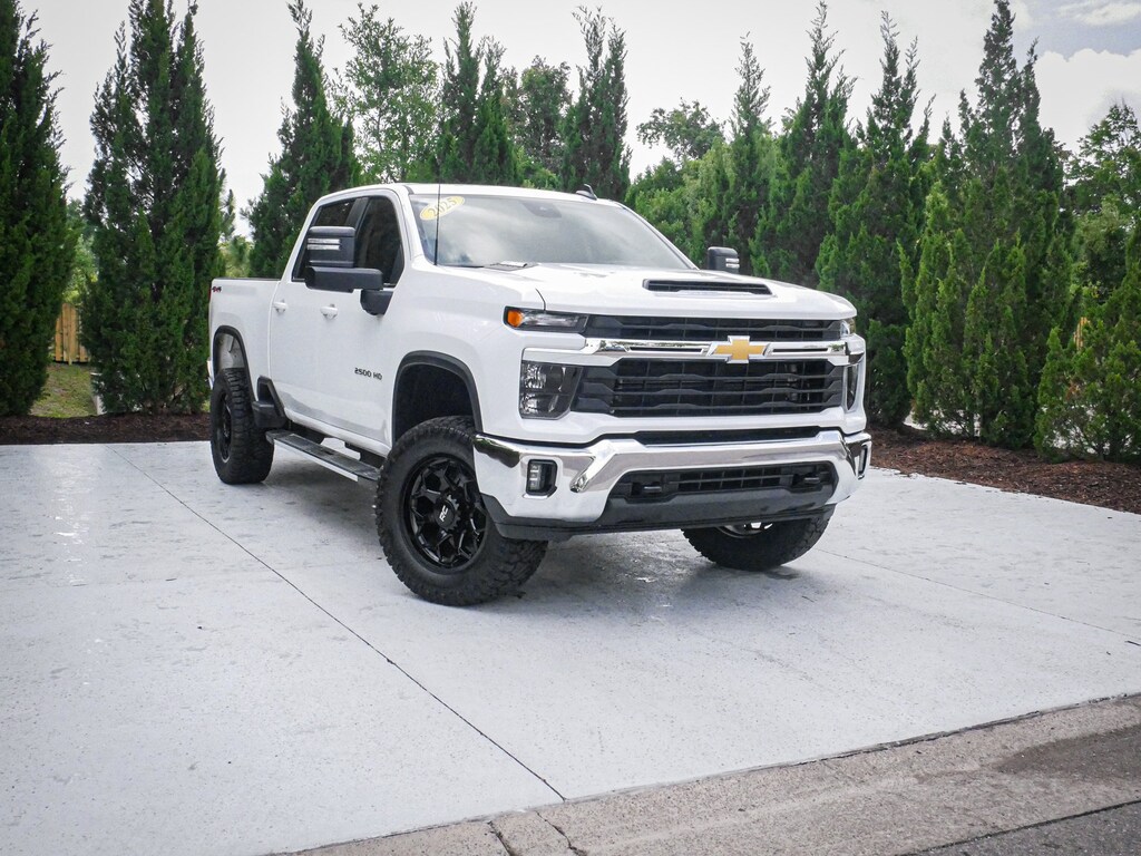 Used 2025 Chevrolet Silverado 2500HD LT Pickup