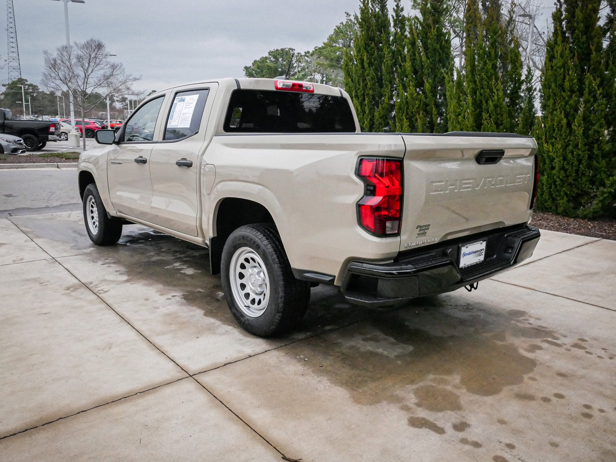 2024 Chevrolet Colorado 2WD Work Truck photo 6