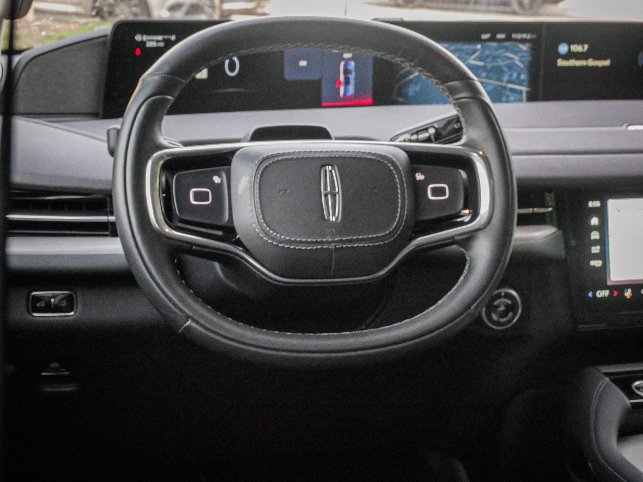 2025 Lincoln Navigator L Reserve photo 5