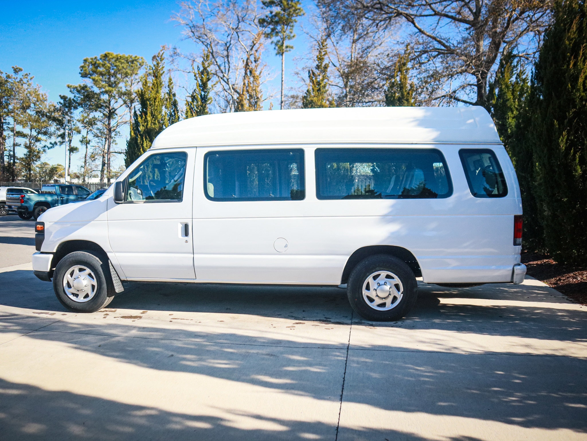 2014 Ford Econoline Cargo Van Commercial Wheel Chair Accesible photo 5