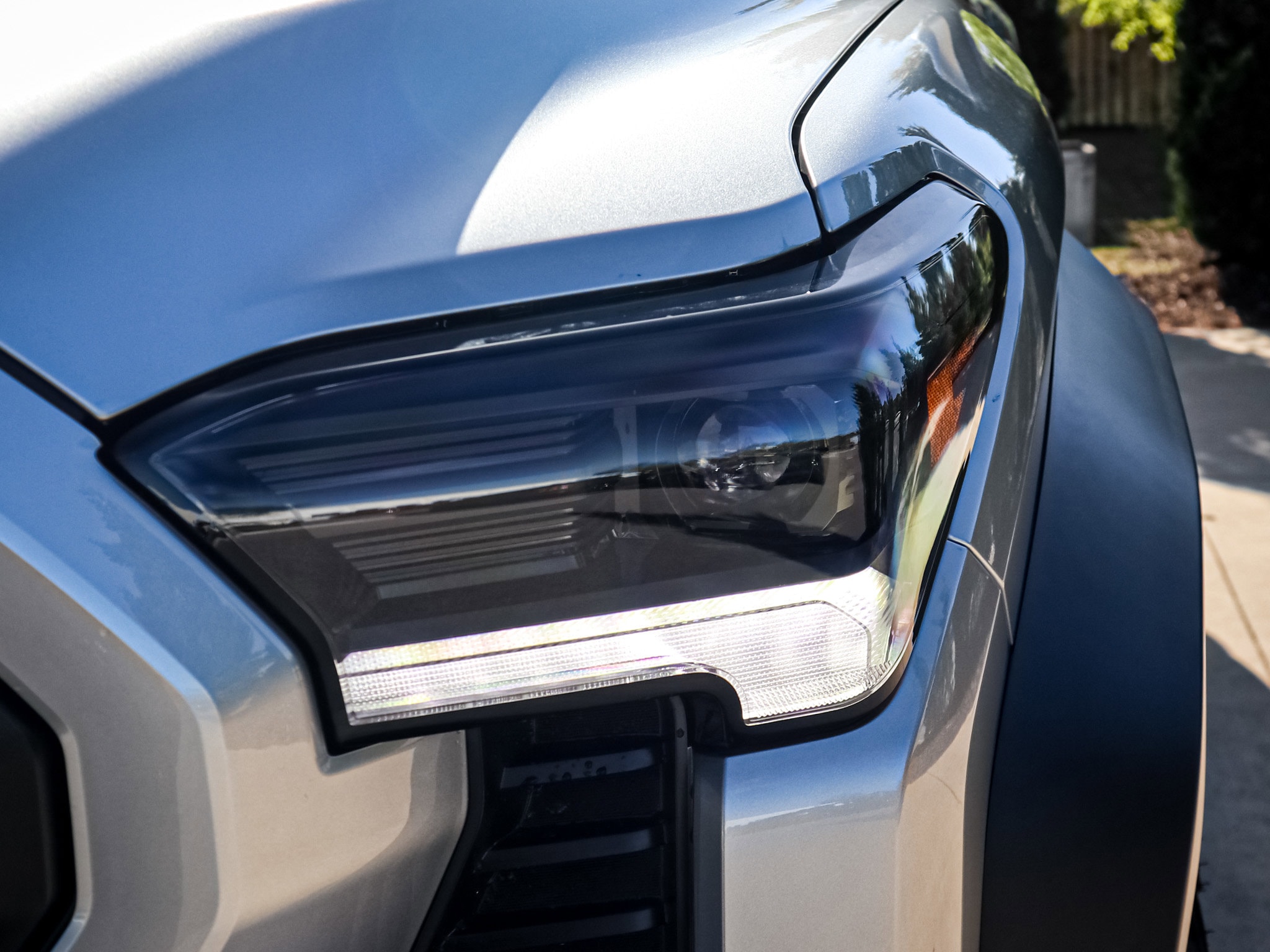 2025 Toyota Tacoma 4WD Trailhunter Hybrid photo 4