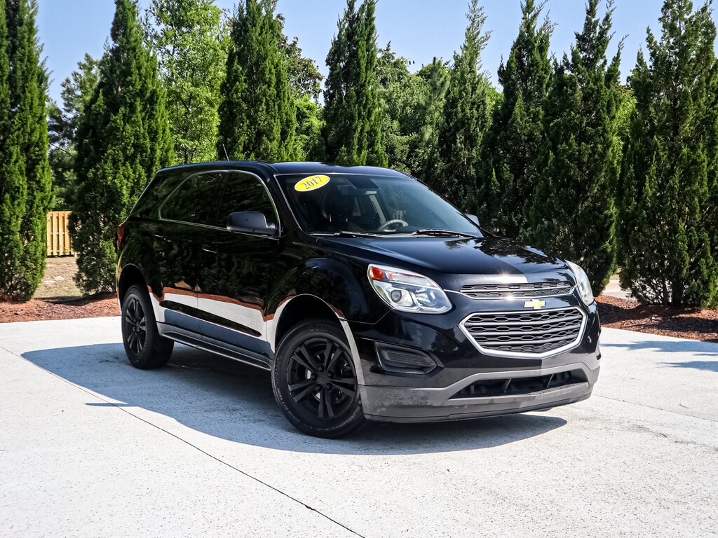 Used 2017 Chevrolet Equinox LS SUV
