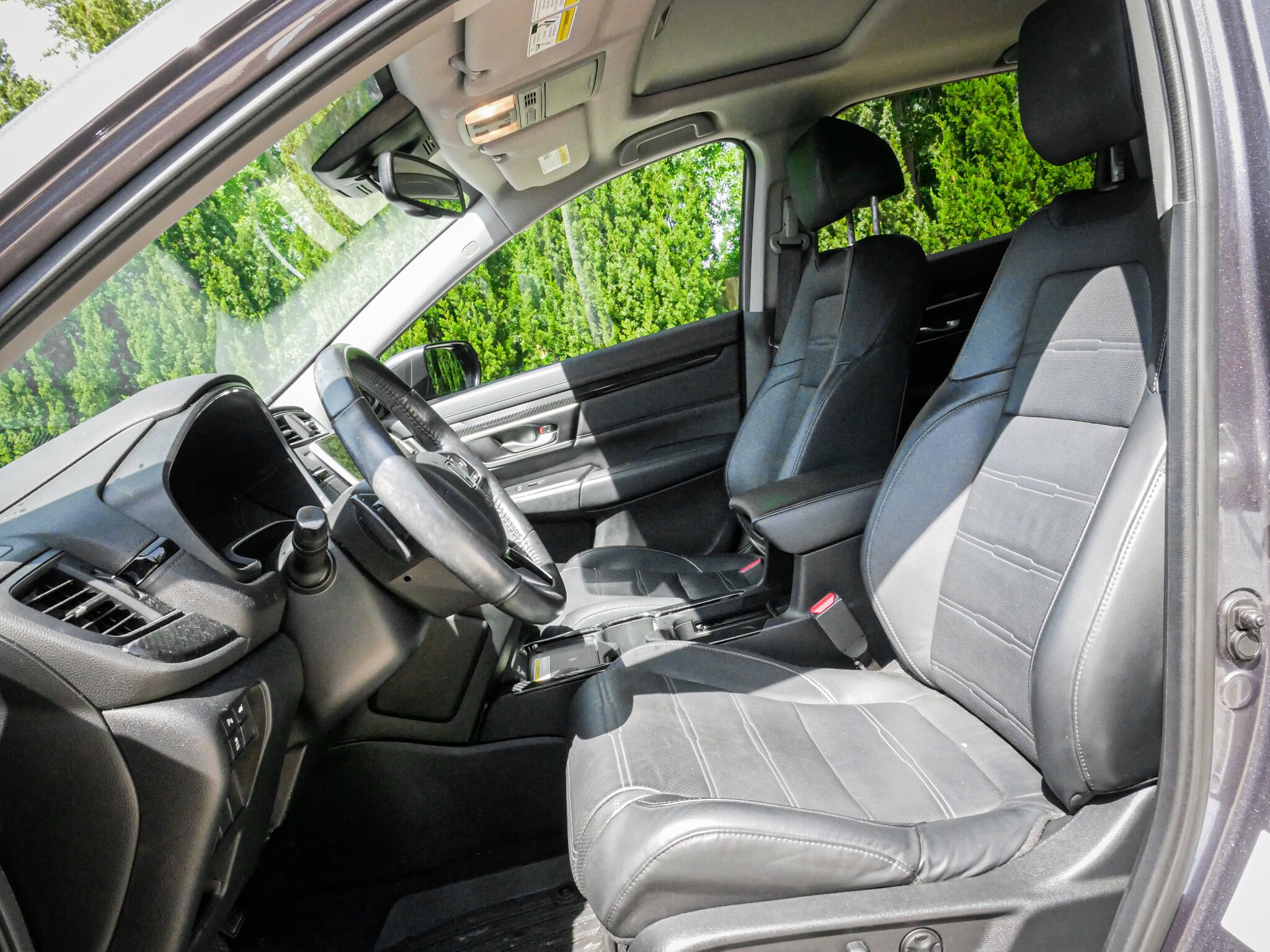 2021 Honda CR-V Hybrid Touring photo 6