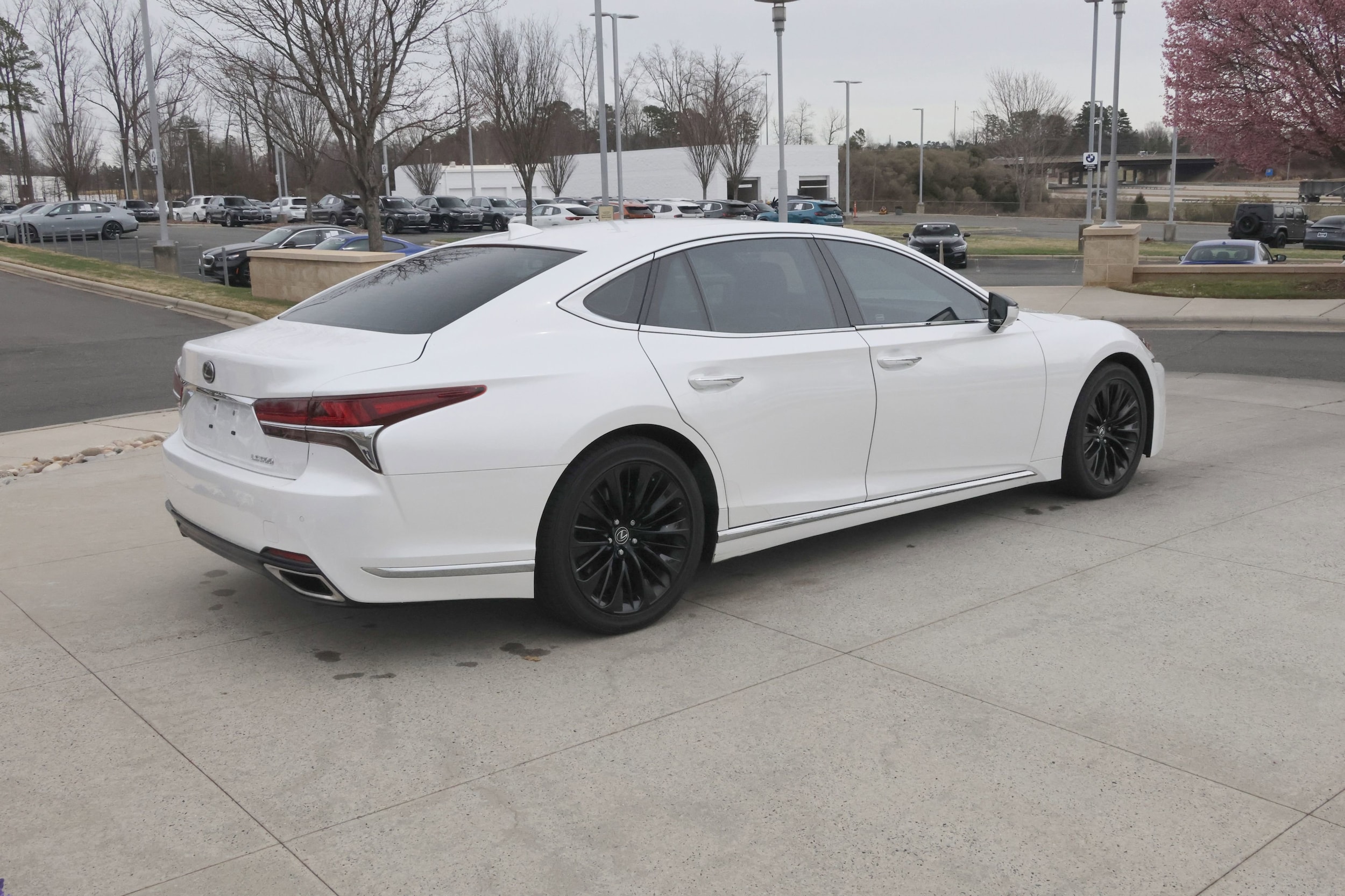 2020 LEXUS LS LS 500 photo 3