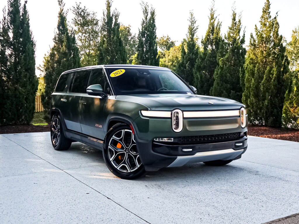 Used 2024 Rivian R1S Adventure SUV