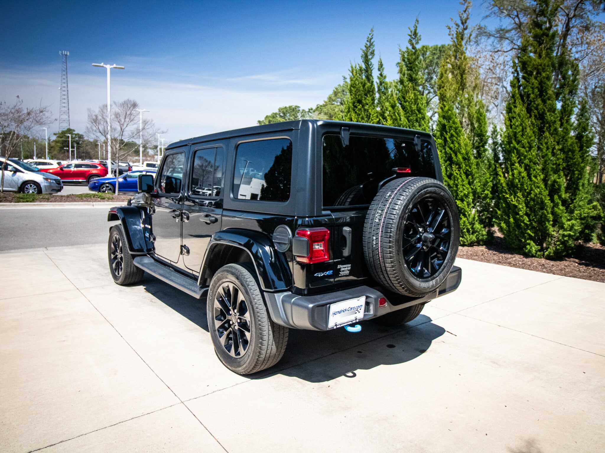 2023 Jeep Wrangler 4xe Sahara photo 6