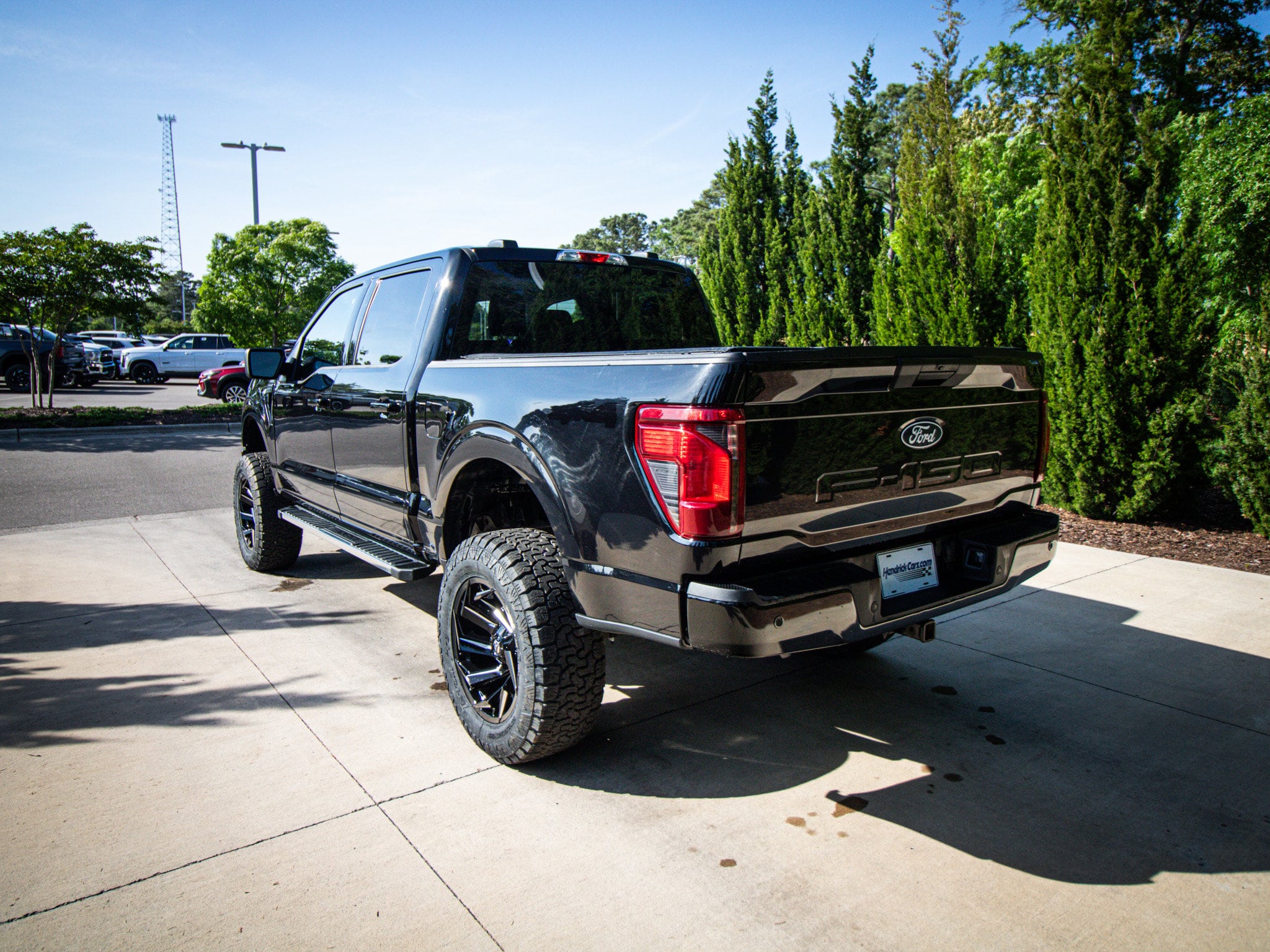 2025 Ford F-150 XLT photo 6
