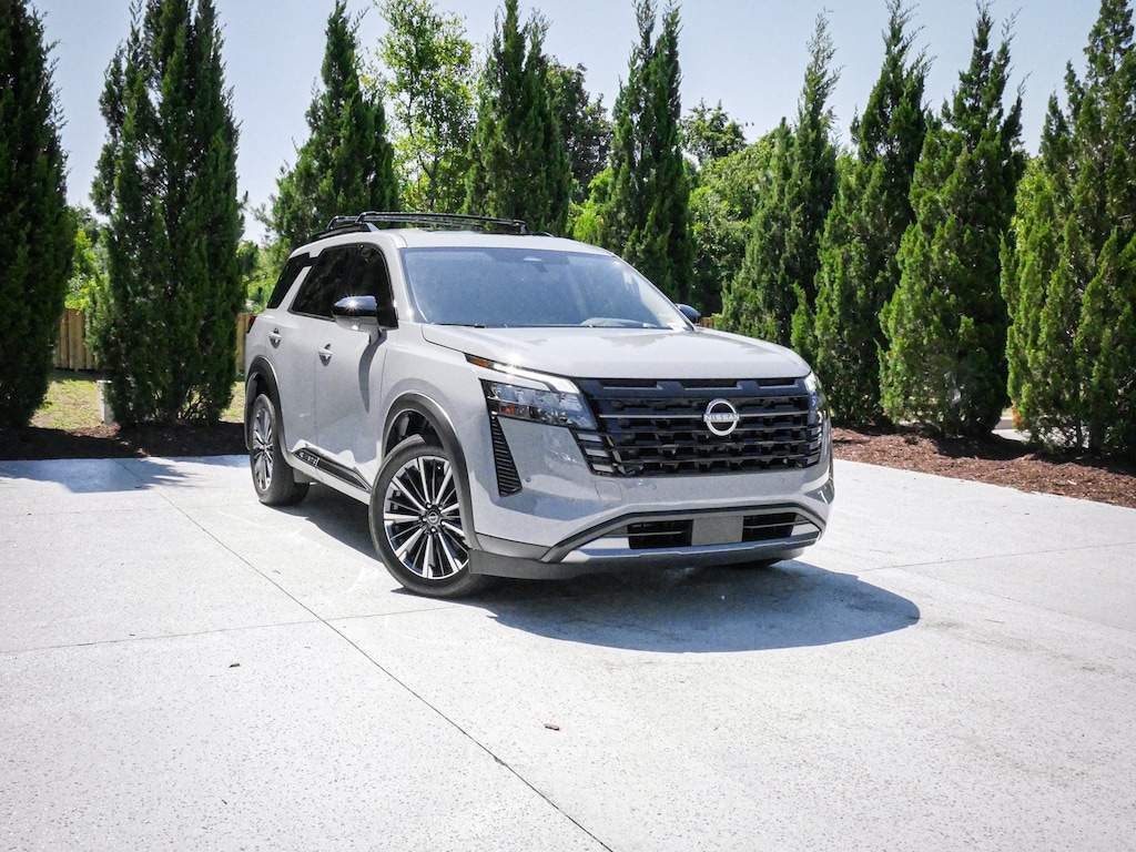 Used 2026 Nissan Pathfinder Platinum SUV