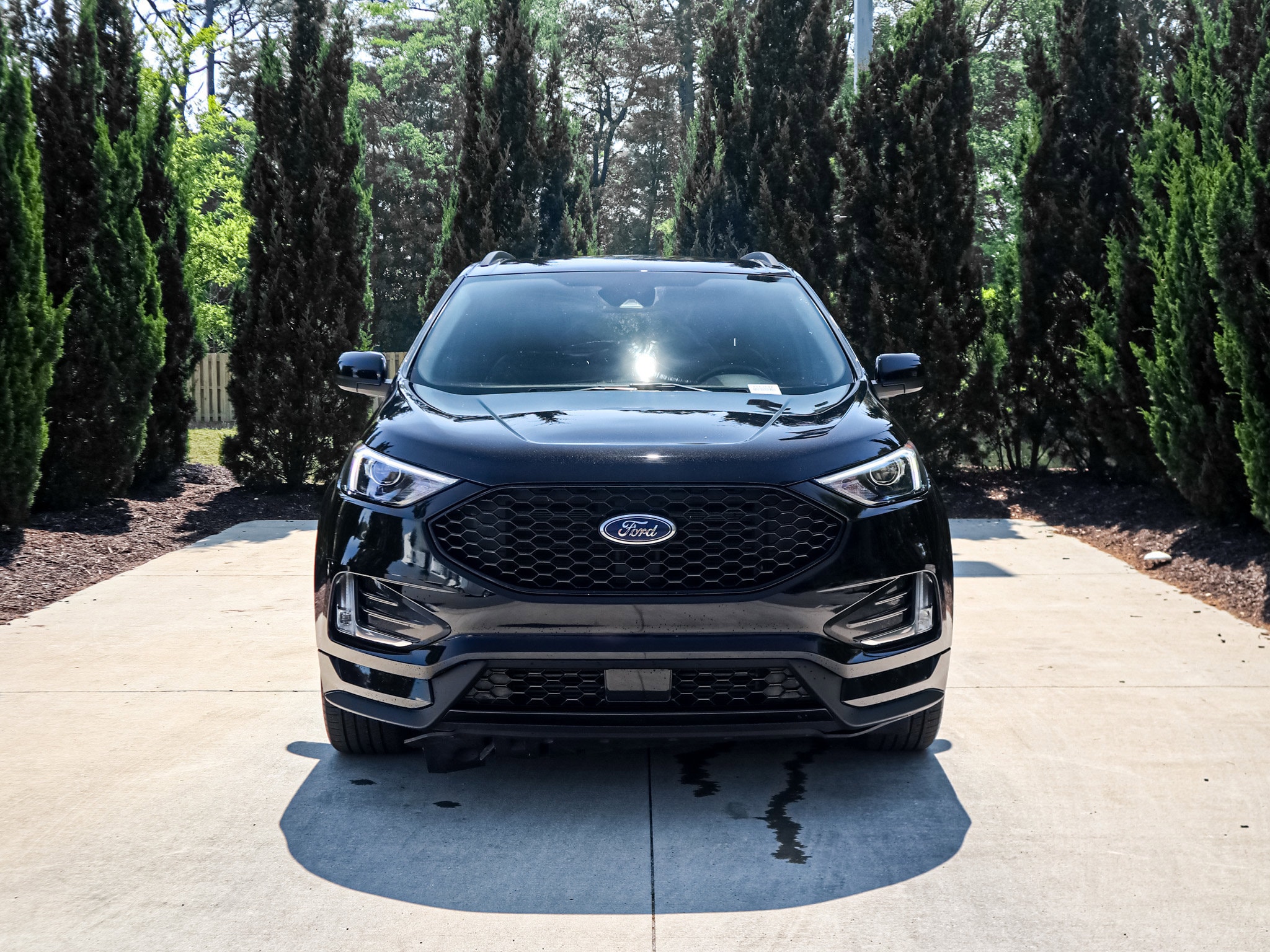 2022 Ford Edge ST-Line photo 2