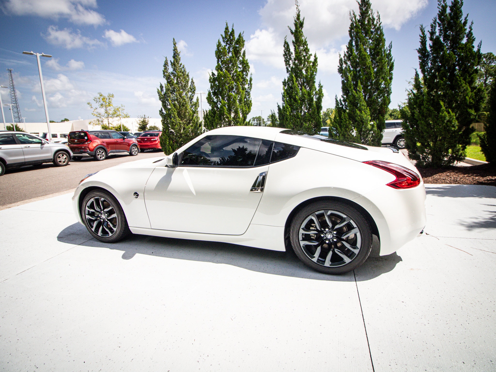 Nissan 370Z Coupe
