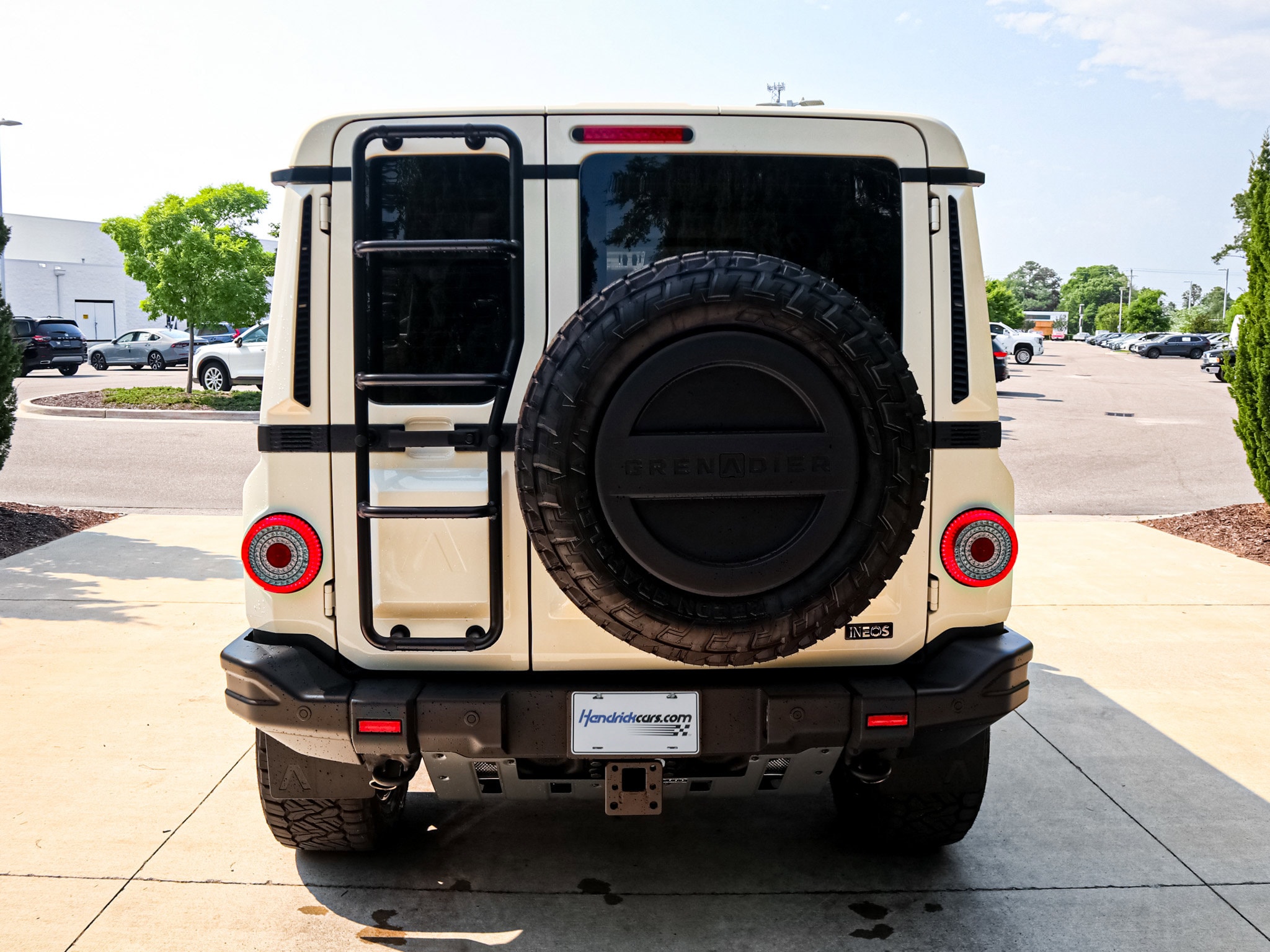 2025 Ineos Grenadier Station Wagon photo 3