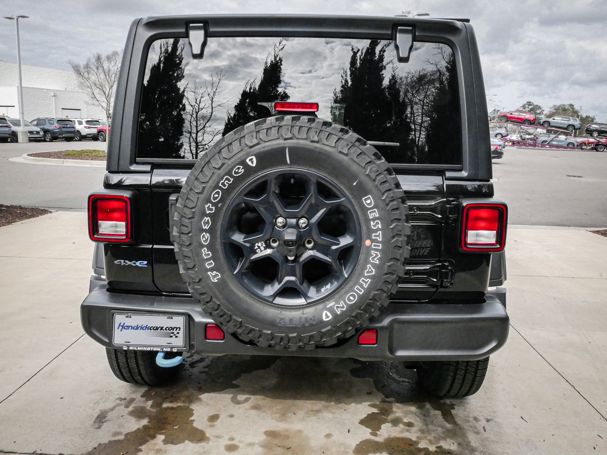 2023 Jeep Wrangler 4xe photo 3