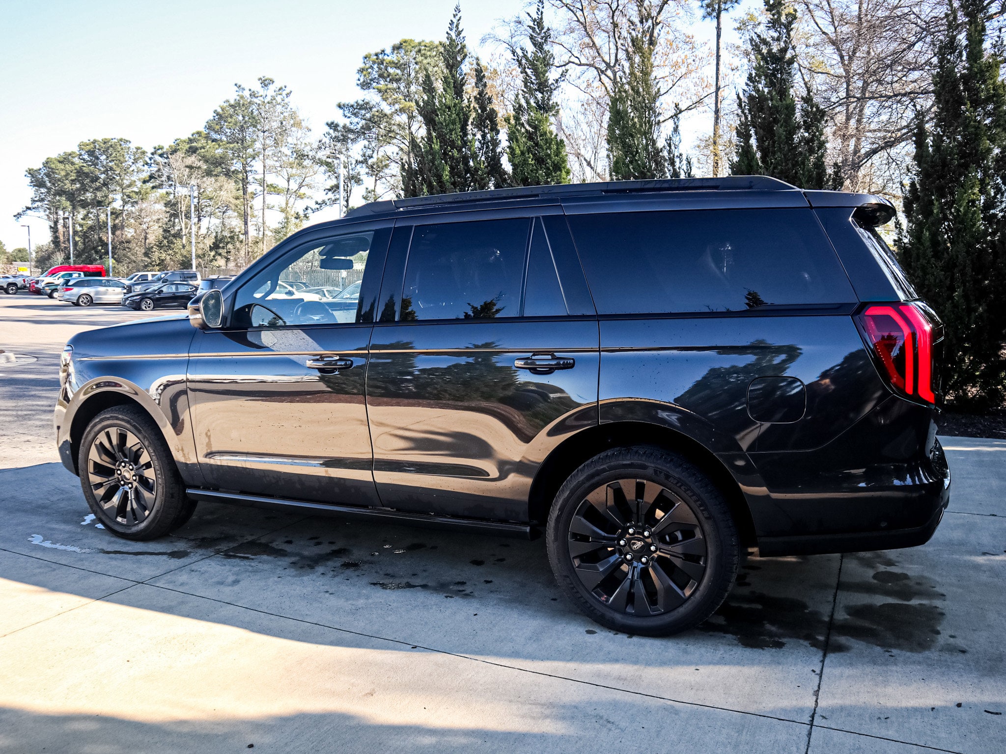 2025 Ford Expedition Platinum photo 5