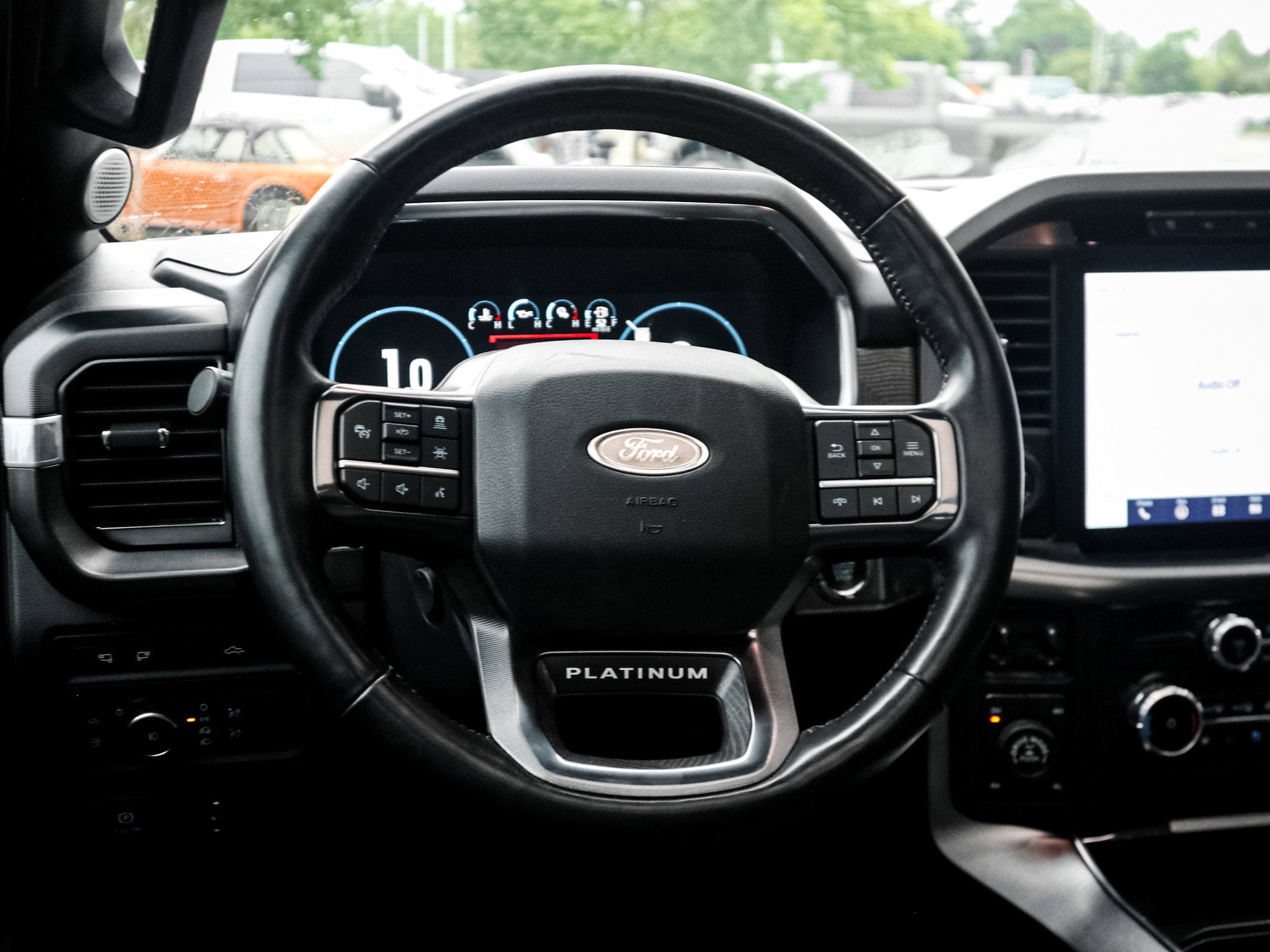 2022 Ford F-150 Platinum photo 5