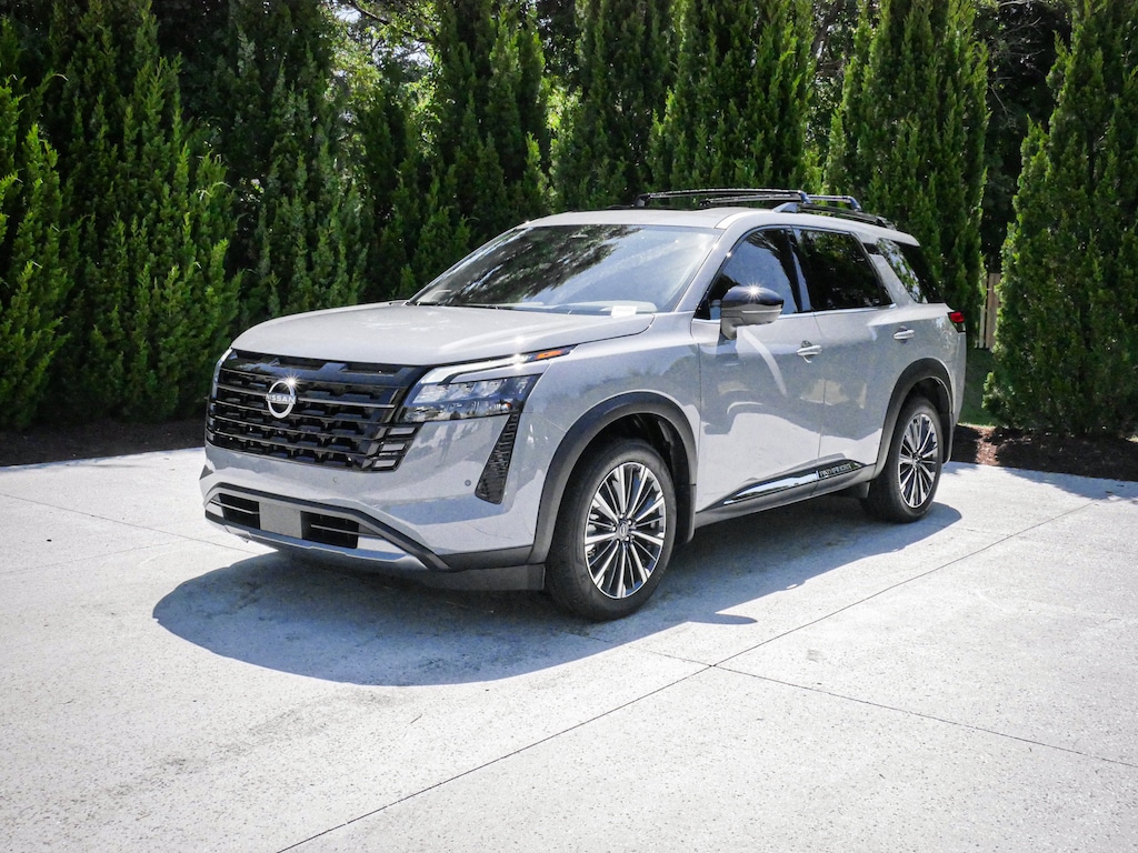 Used 2026 Nissan Pathfinder Platinum SUV