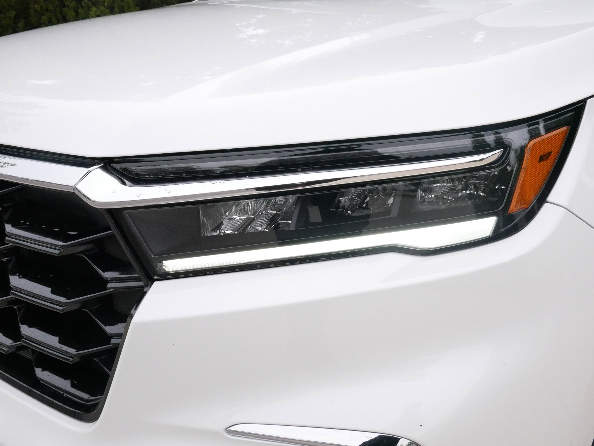 2025 Honda Pilot Touring photo 4