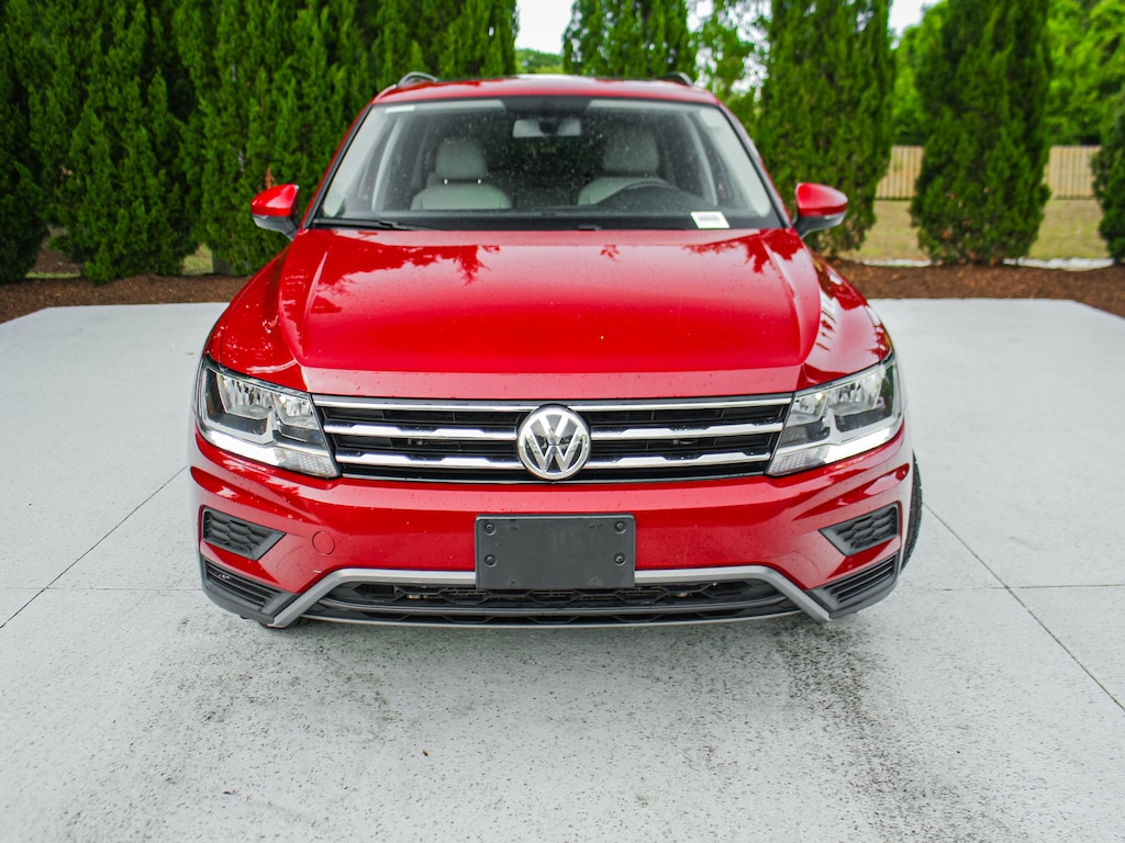 Used 2018 Volkswagen Tiguan SE SUV