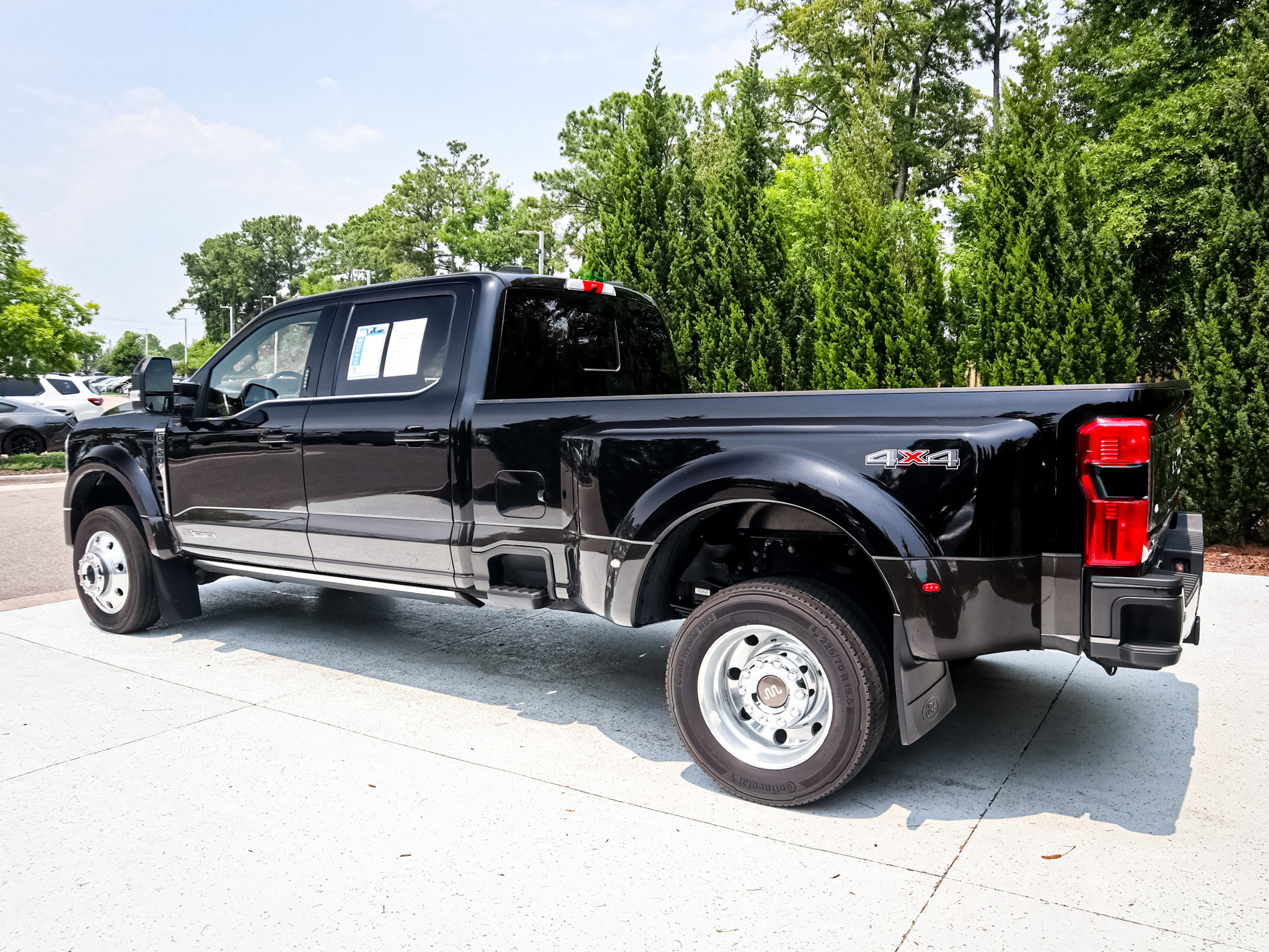 Ford Super Duty F-450 DRW King Ranch