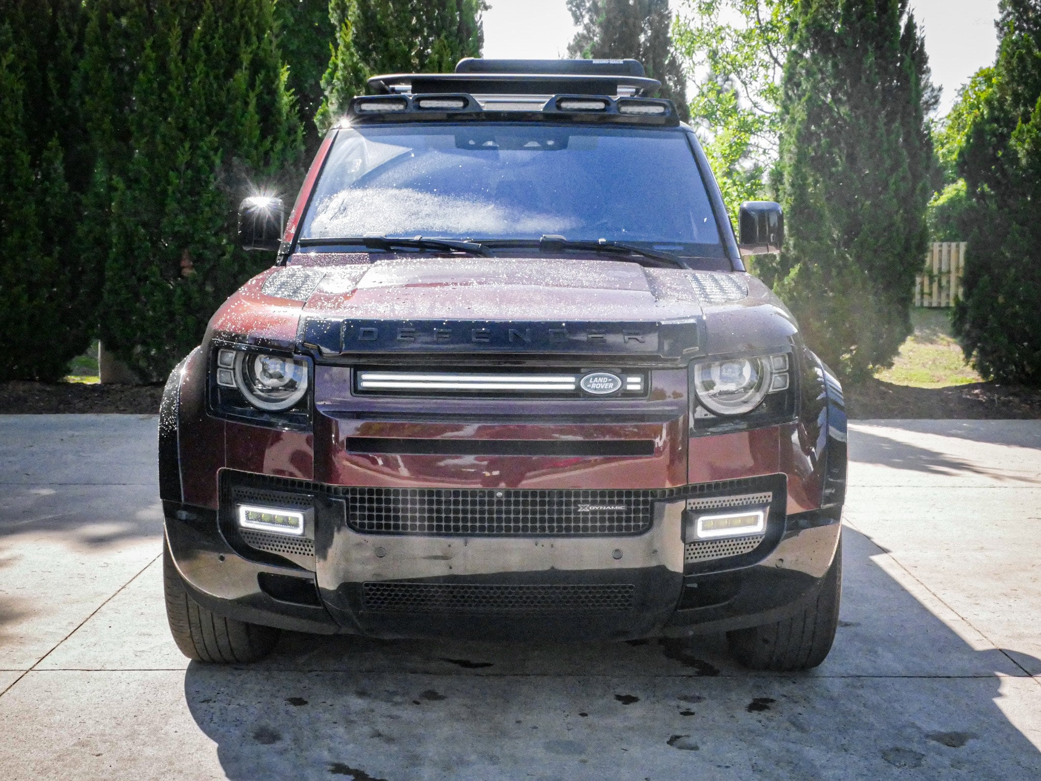 2023 Land Rover Defender X-Dynamic SE photo 2