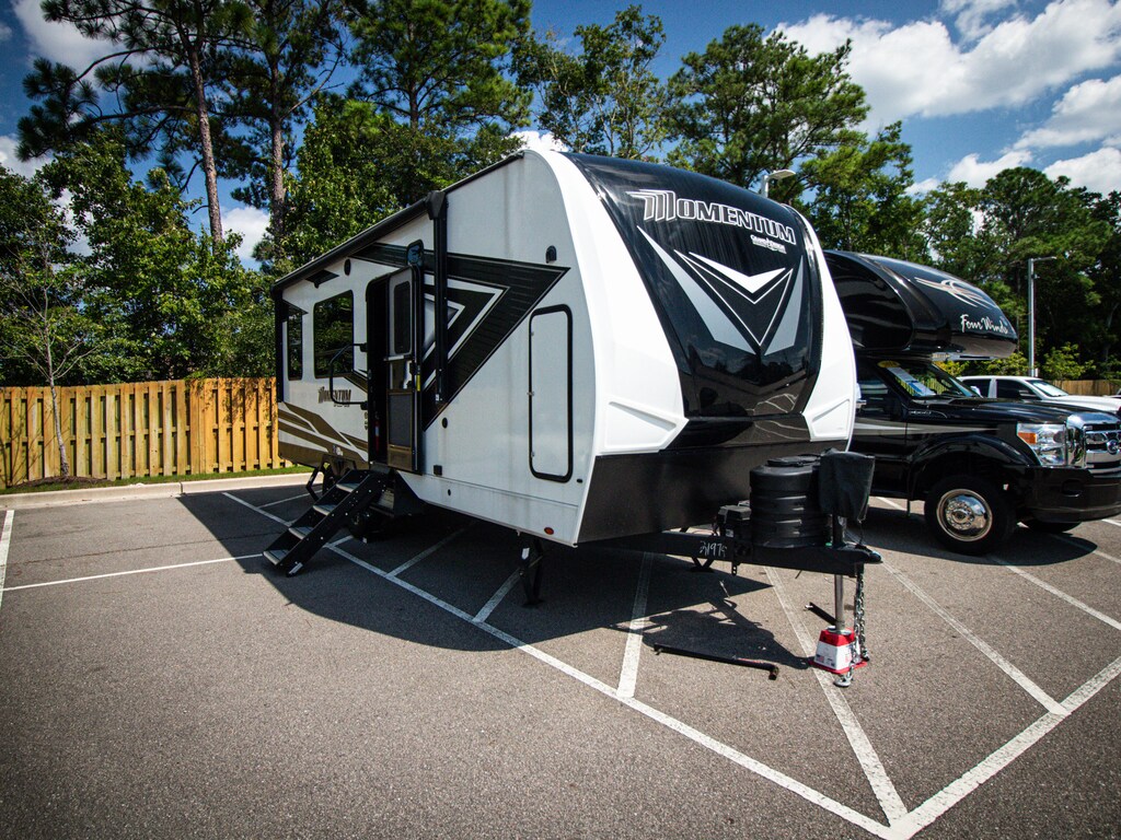Used 2023 Grand Design Momentum
