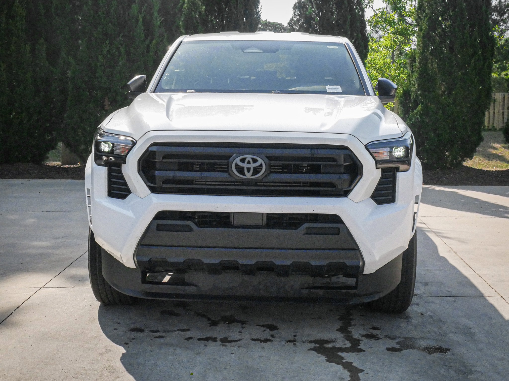 2025 Toyota Tacoma 4WD SR photo 2