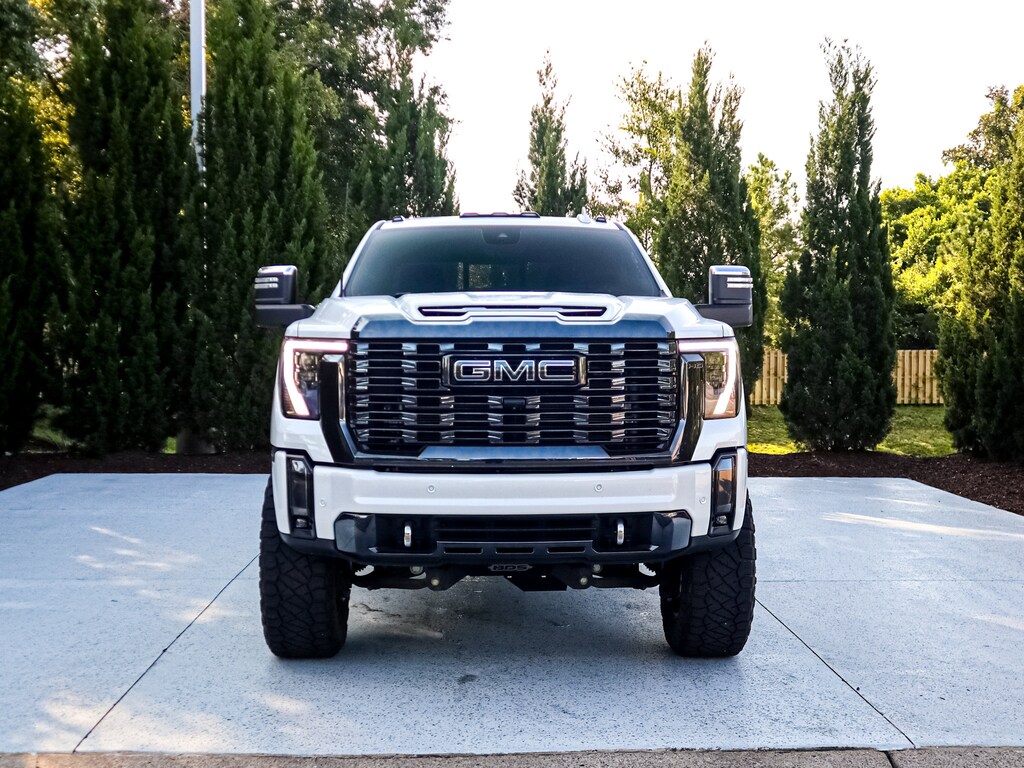 Used 2024 GMC Sierra 2500HD Denali Ultimate Pickup
