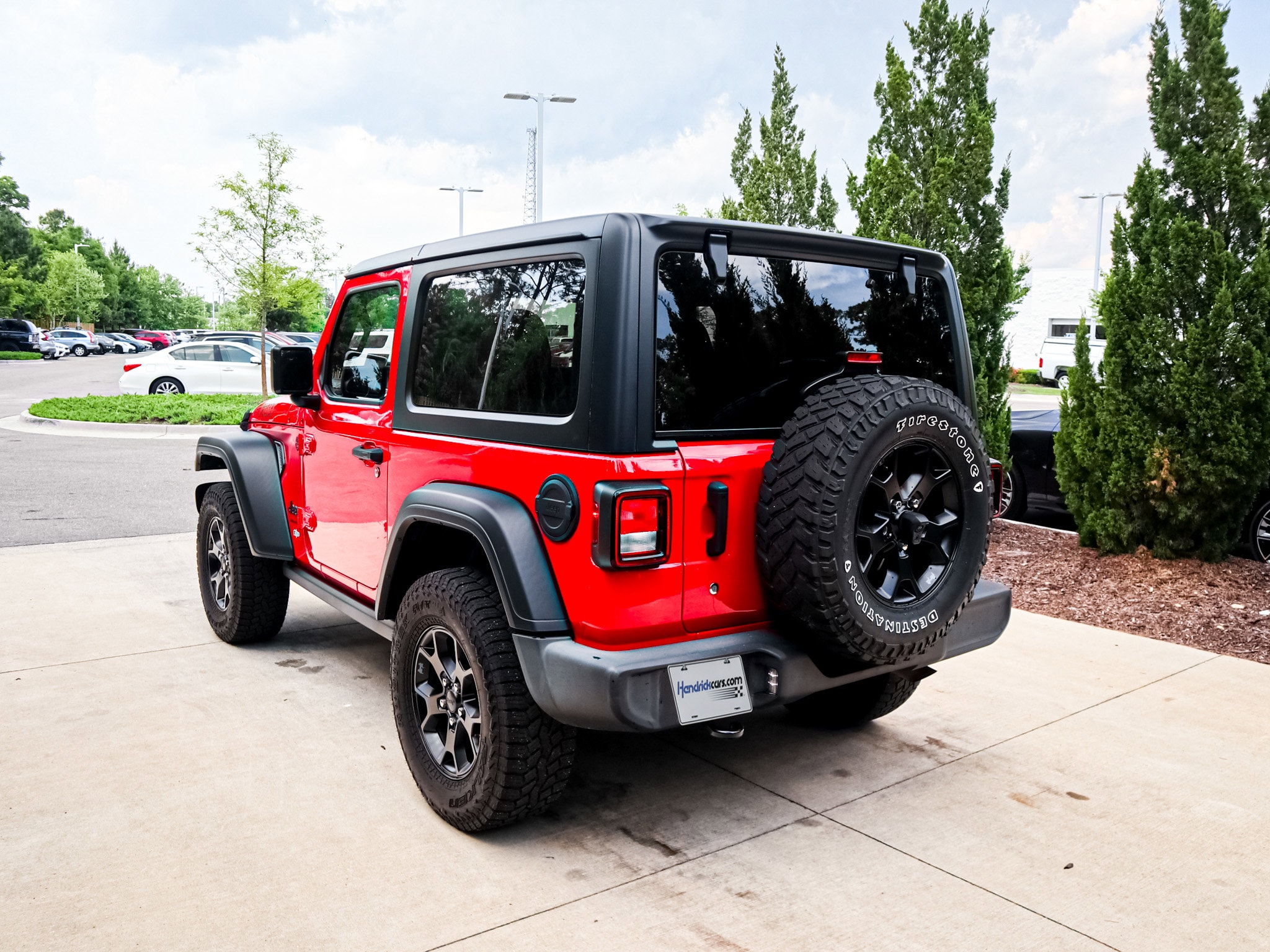 2021 Jeep Wrangler Willys Sport photo 6