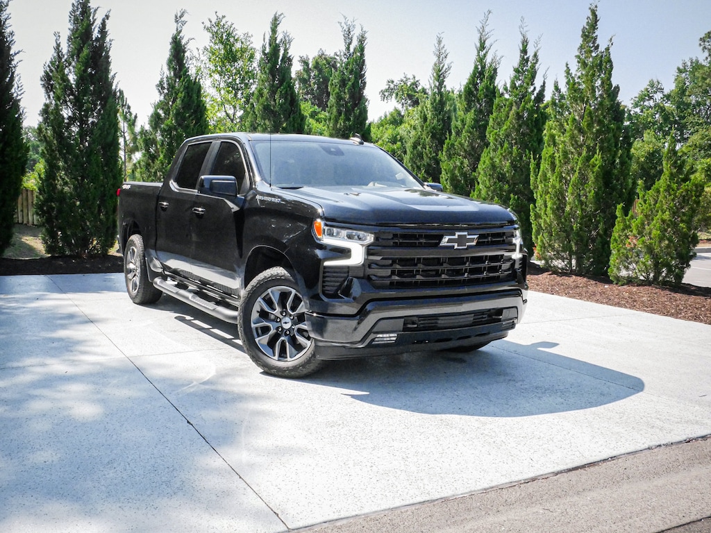 Used 2024 Chevrolet Silverado 1500 RST Pickup
