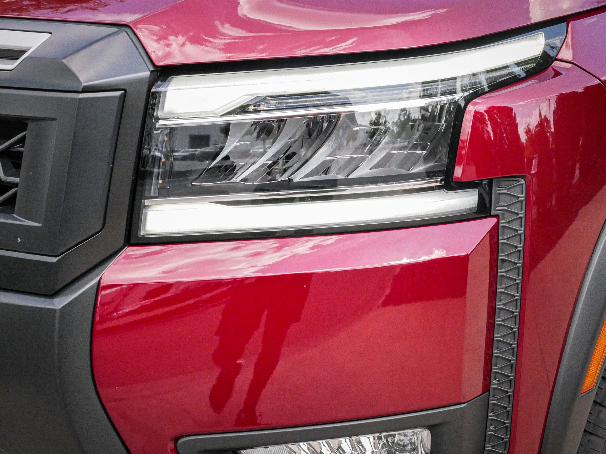 2025 Nissan Frontier PRO-4X photo 4