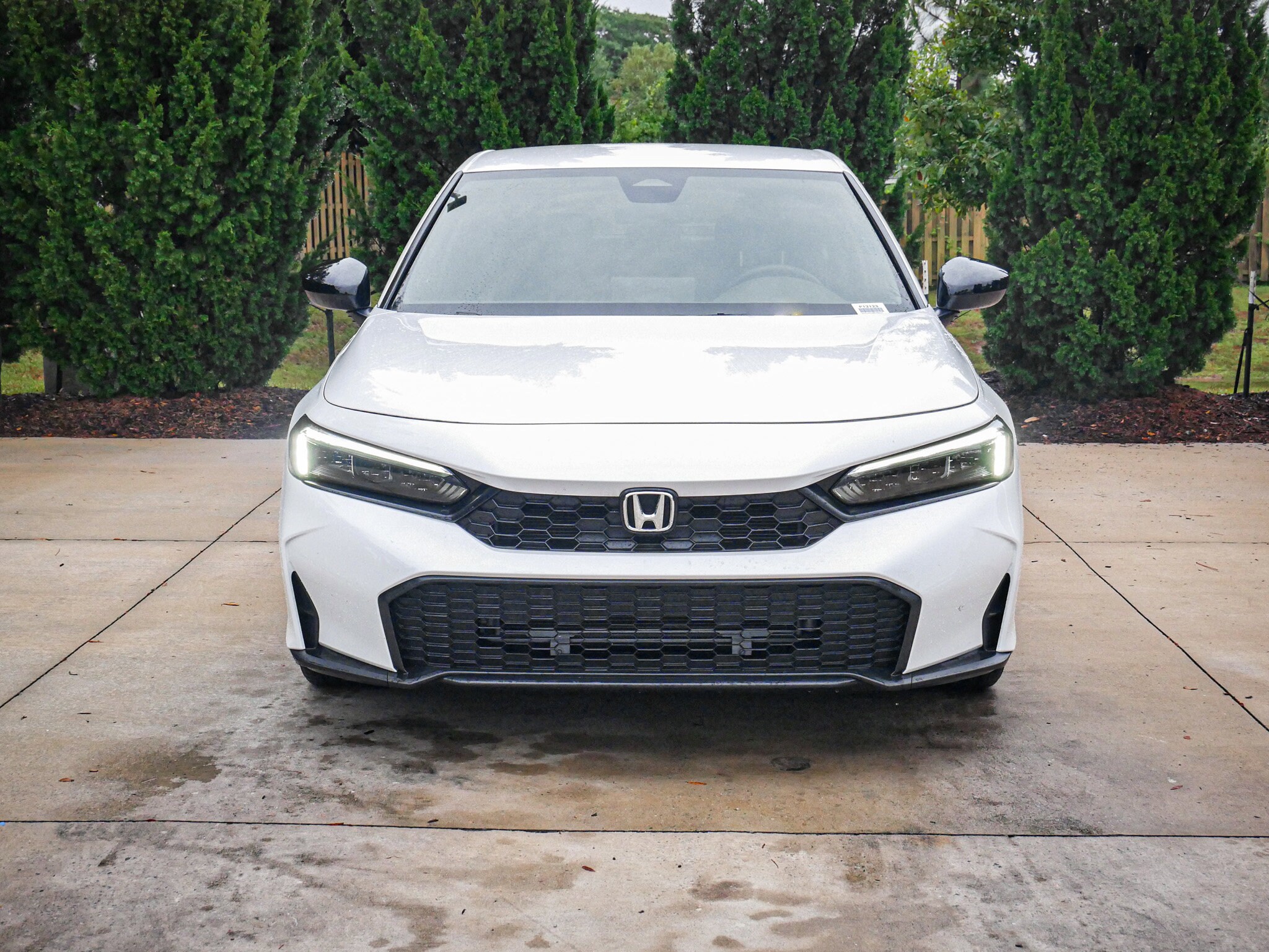 2025 Honda Civic Sport Hatchback photo 2