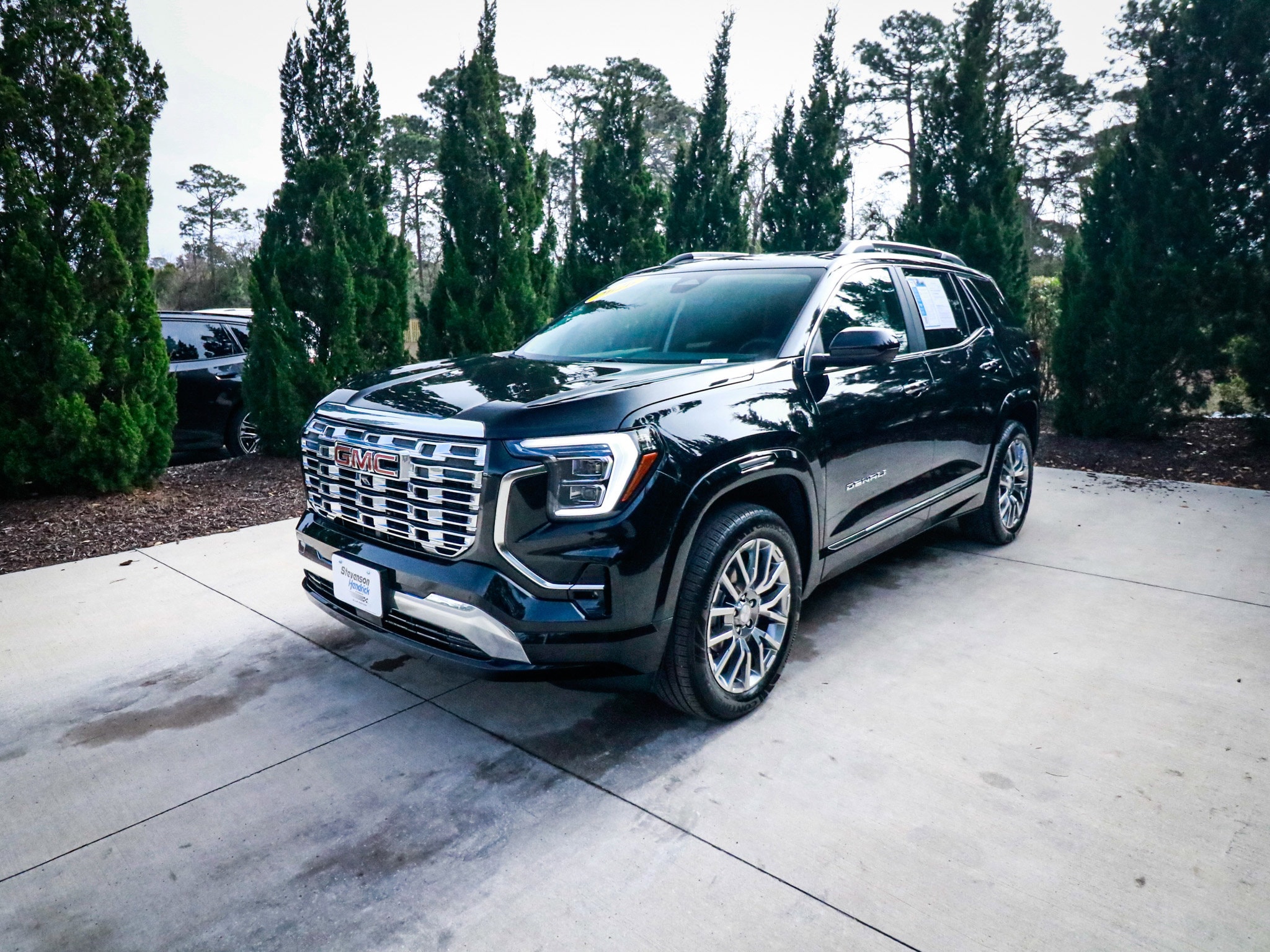 2026 GMC Terrain AWD Denali photo 4
