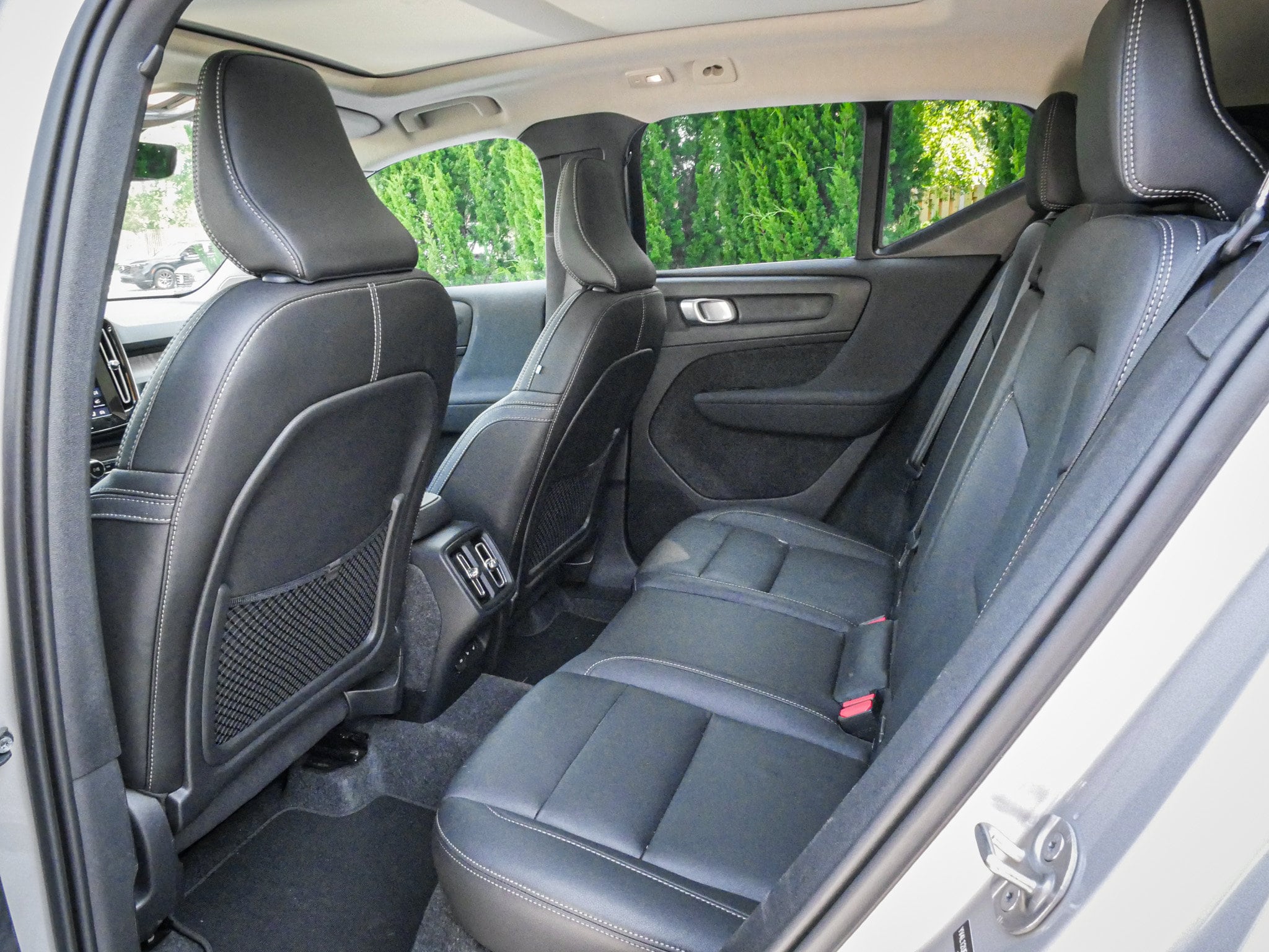Volvo XC40 Plus Bright Theme