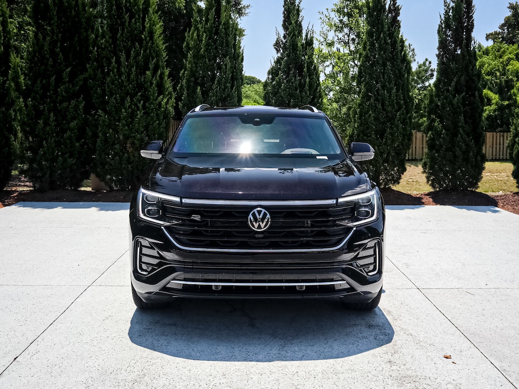Used 2024 Volkswagen Atlas Cross Sport 2.0T SEL Premium R-Line SUV