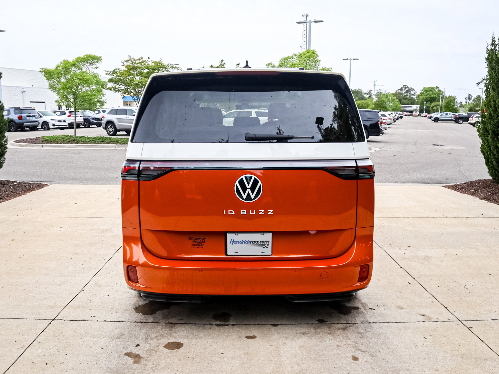 2025 Volkswagen ID. Buzz 1st Edition photo 3