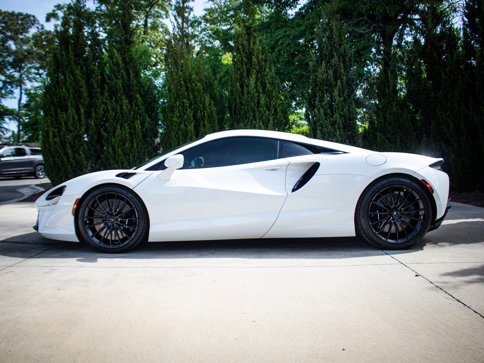 2025 Mclaren Artura photo 5