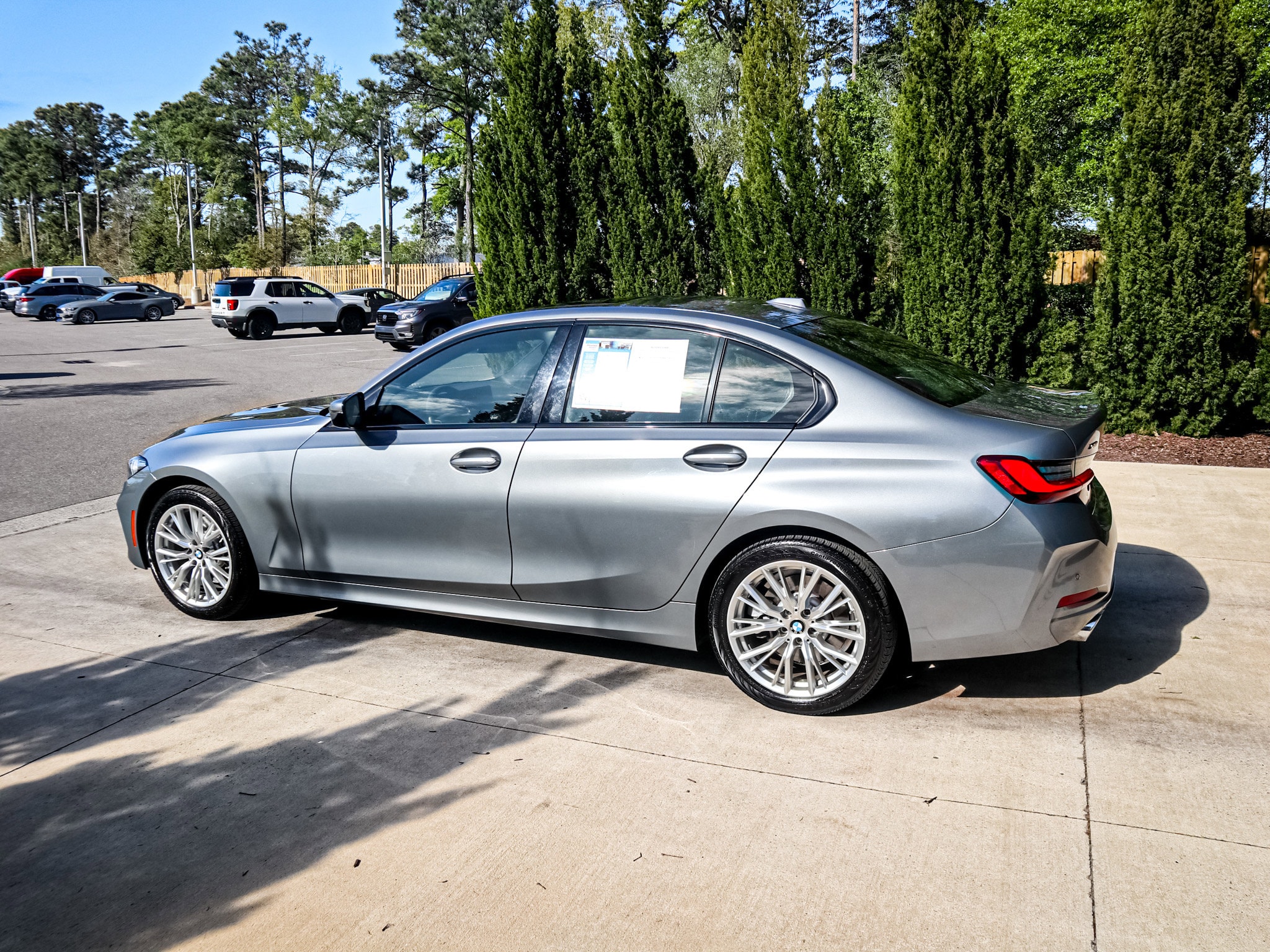 2023 BMW 3 Series 330i xDrive photo 5