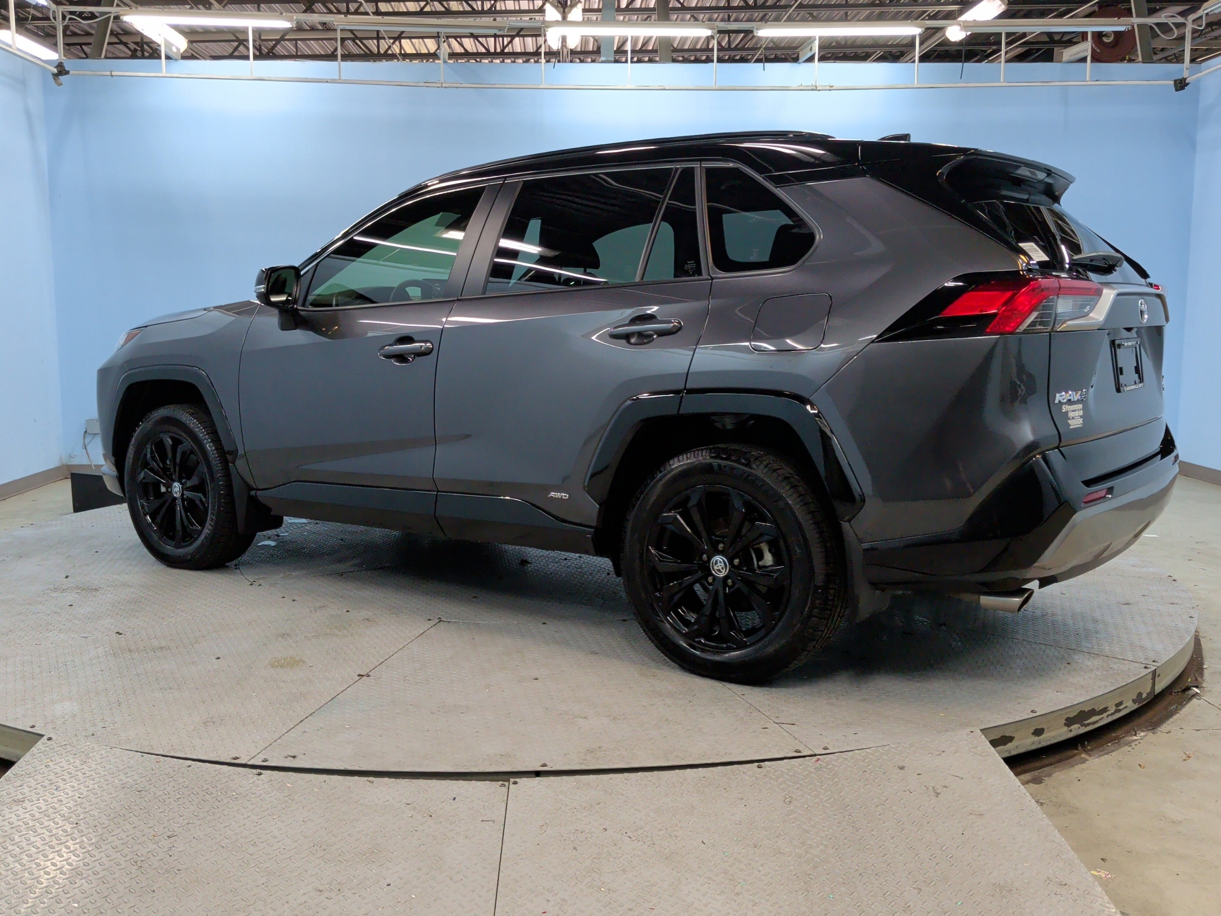 2025 Toyota RAV4 Hybrid XSE photo 3