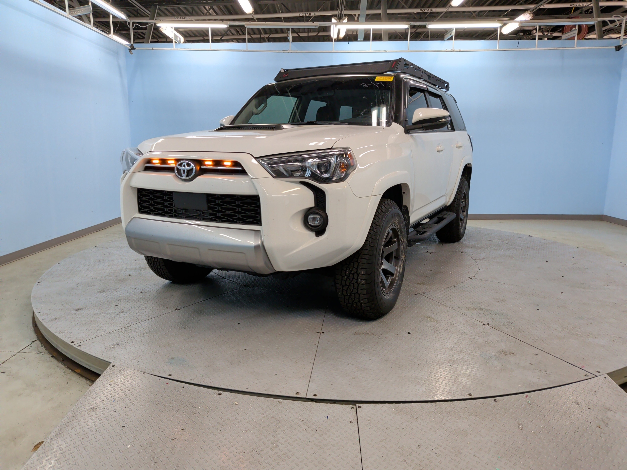 2023 Toyota 4Runner TRD Off Road Premium photo 5