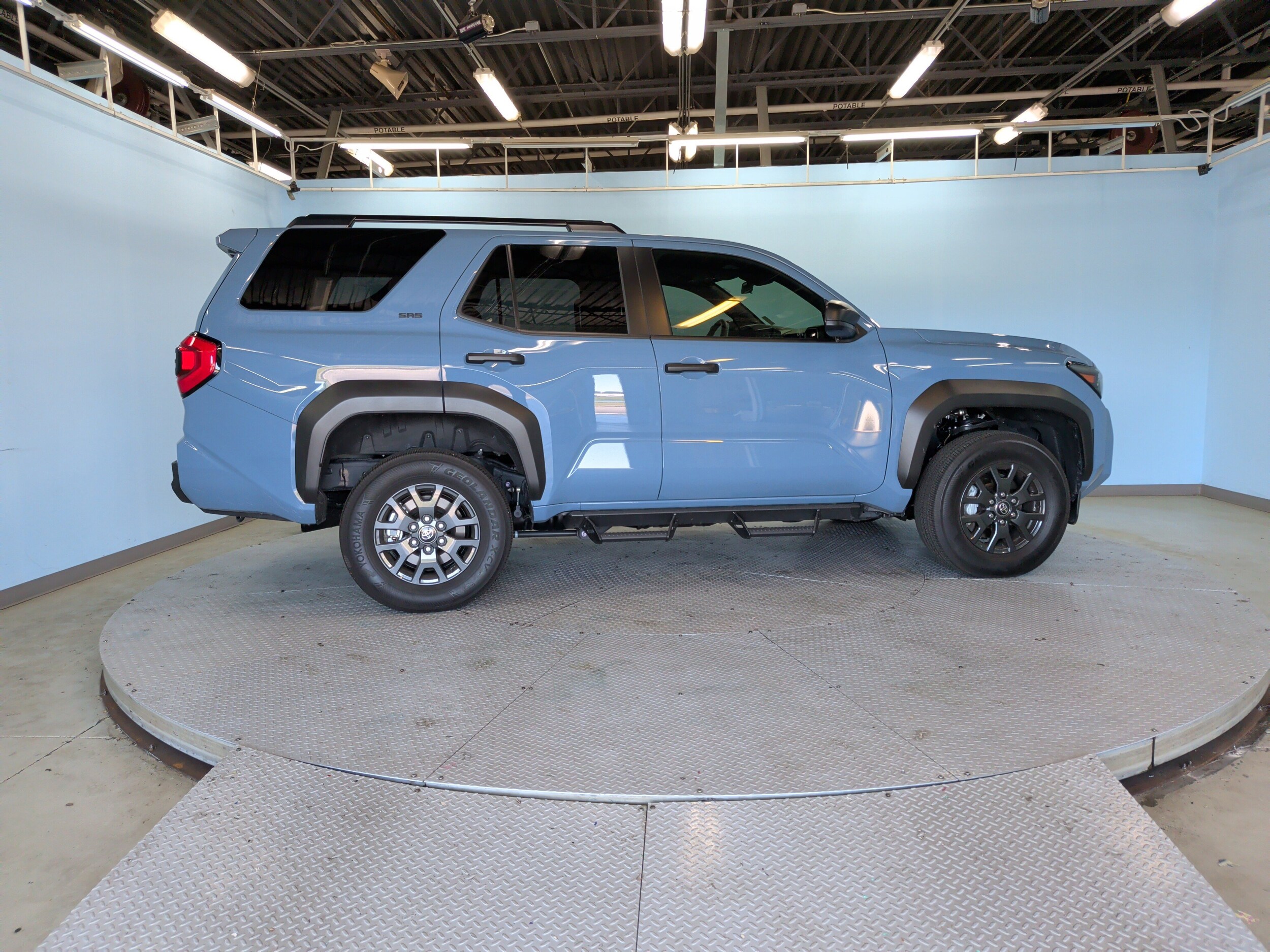 2025 Toyota 4Runner SR5 photo 3