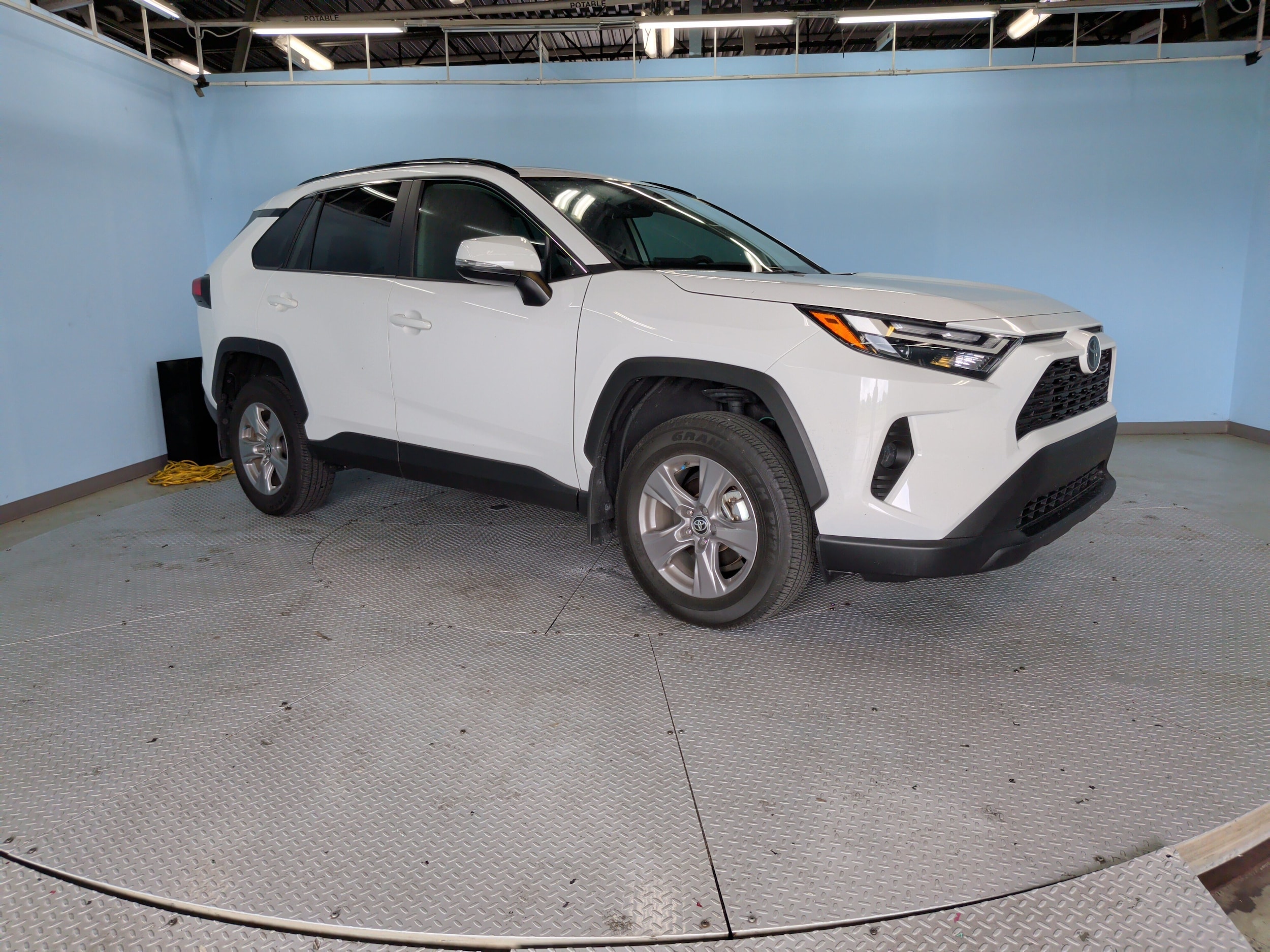 Toyota RAV4 XLE
